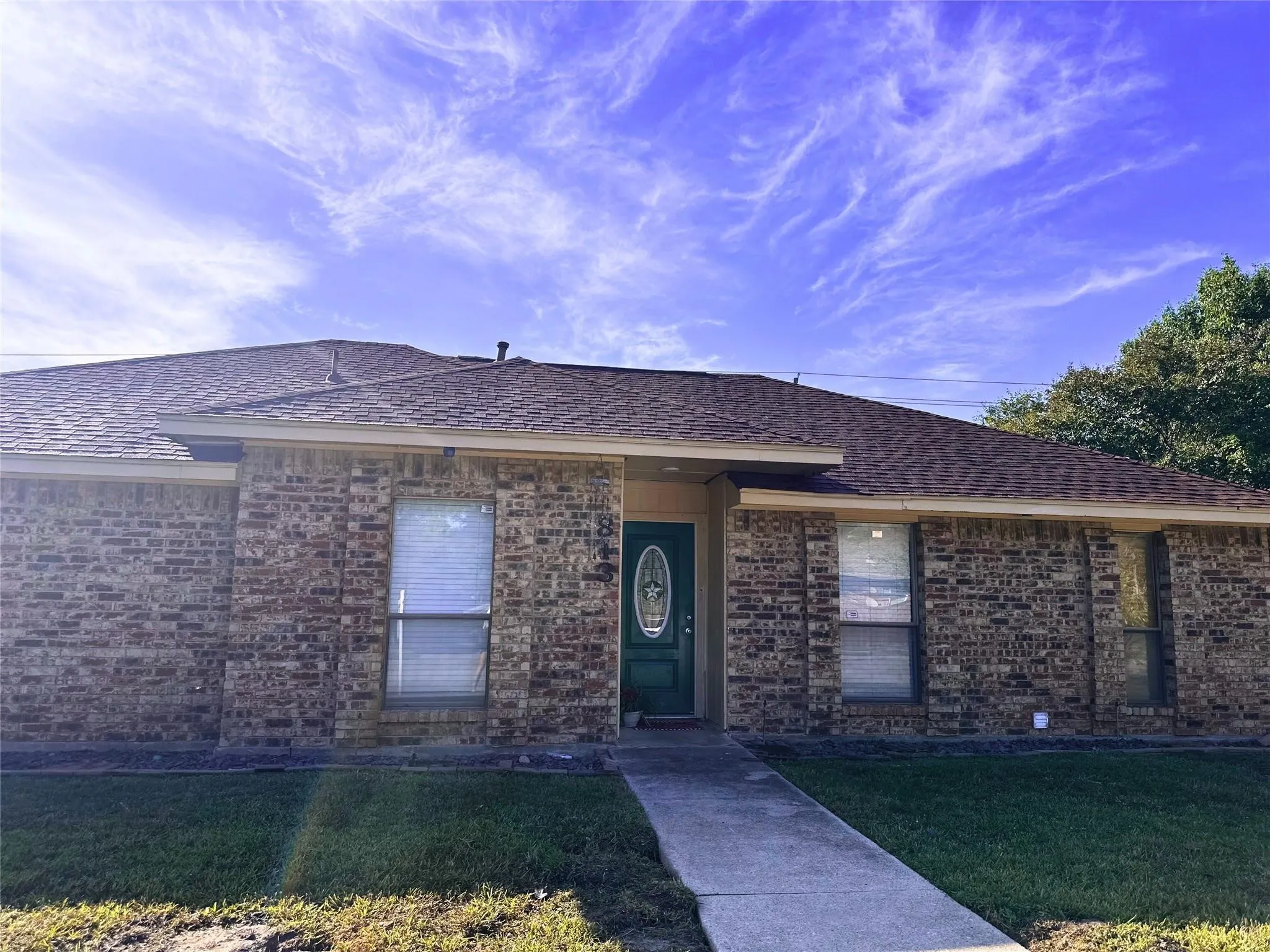 Single Family Residence For Sale in Dallas County , 813 Leslie Lane, Coppell, Texas 75019, 3 Bedroom, 2 Bathroom, Garage spaces, 1,637 Sqft, built in 1983, Price $459,000, mls#21361414, Real Estate Agent in Coppell, Homes For Sale in Dallas county, Homes For Sale in Coppell, Realtor in Coppell Texas, Real Estate Brokerage Independent Realty Texas, Luminita Cordes Realtor