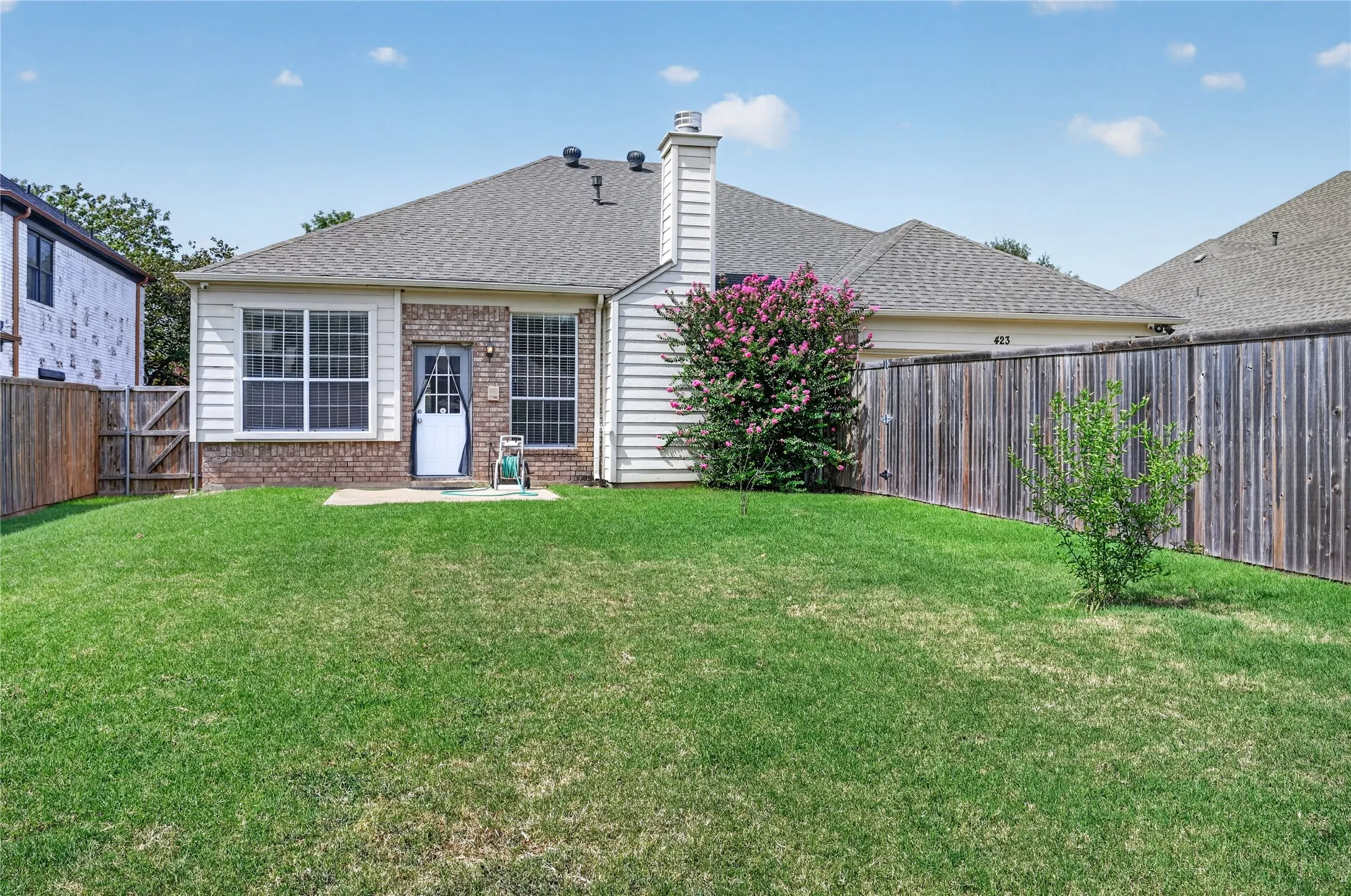 Single Family Residence For Rent in Dallas County , 423 Halifax Drive, Coppell, Texas 75019, 3 Bedroom, 2 Bathroom, 2 Garage spaces, 2,350 Sqft, built in 1993, mls#21361402, Real Estate Agent in Coppell, Homes For Rent in Dallas county, Homes For Rent in Coppell, Realtor in Coppell Texas, Real Estate Brokerage Independent Realty Texas, Luminita Cordes Realtor