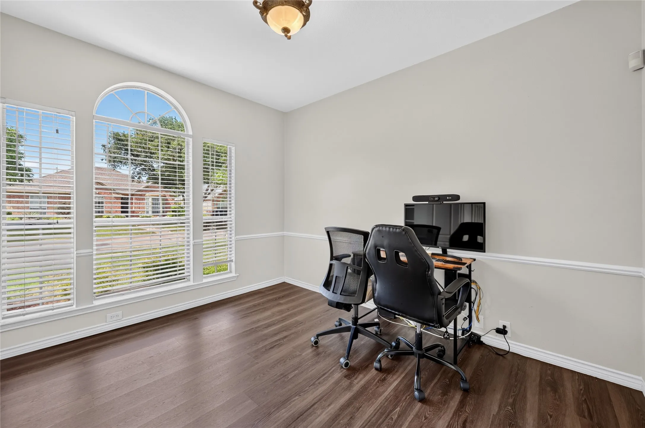 Single Family Residence For Rent in Dallas County , 423 Halifax Drive, Coppell, Texas 75019, 3 Bedroom, 2 Bathroom, 2 Garage spaces, 2,350 Sqft, built in 1993, mls#21361402, Real Estate Agent in Coppell, Homes For Rent in Dallas county, Homes For Rent in Coppell, Realtor in Coppell Texas, Real Estate Brokerage Independent Realty Texas, Luminita Cordes Realtor