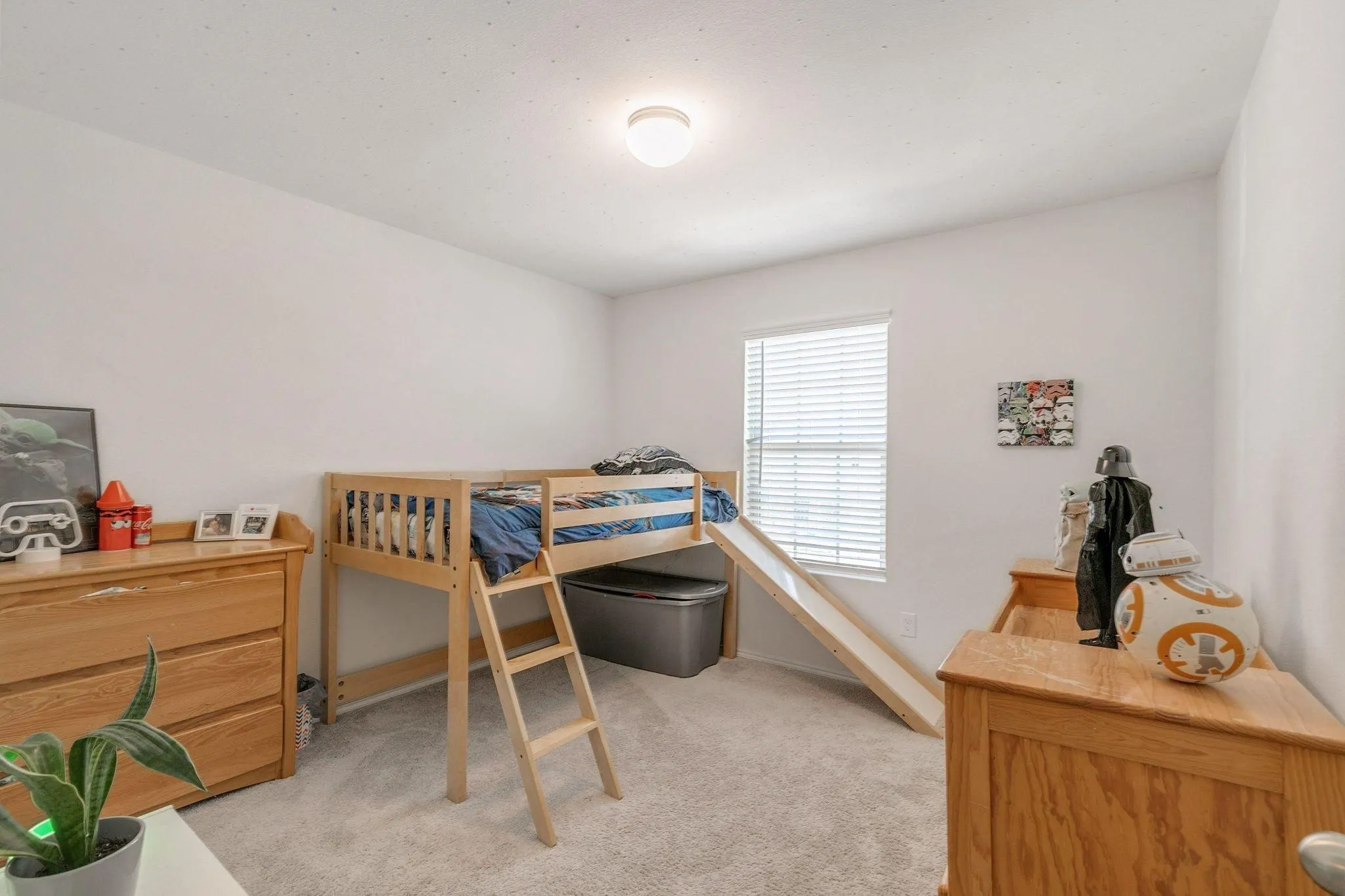 Single Family Residence For Rent in Tarrant County , 448 Blue Crow Lane, Fort Worth, Texas 76052, 4 Bedroom, 2 Bathroom, 2 Garage spaces, 1,959 Sqft, built in 2019, mls#21361153, Real Estate Agent in Fort Worth, Homes For Rent in Tarrant county, Homes For Rent in Fort Worth, Realtor in Fort Worth Texas, Real Estate Brokerage Independent Realty Texas, Luminita Cordes Realtor