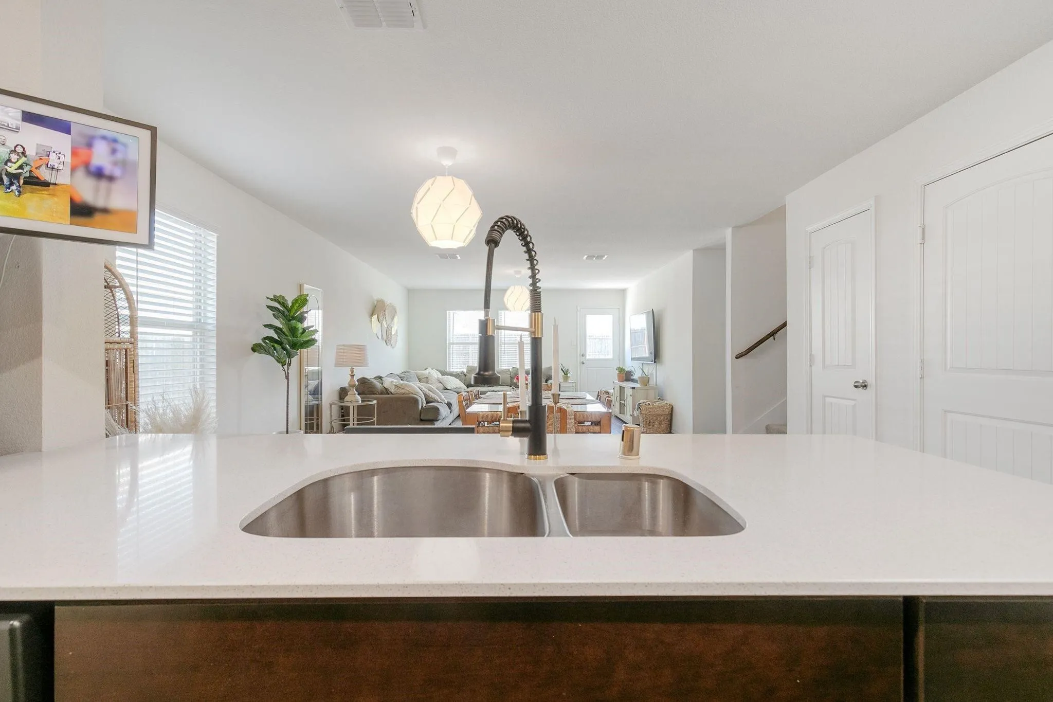 Single Family Residence For Rent in Tarrant County , 448 Blue Crow Lane, Fort Worth, Texas 76052, 4 Bedroom, 2 Bathroom, 2 Garage spaces, 1,959 Sqft, built in 2019, mls#21361153, Real Estate Agent in Fort Worth, Homes For Rent in Tarrant county, Homes For Rent in Fort Worth, Realtor in Fort Worth Texas, Real Estate Brokerage Independent Realty Texas, Luminita Cordes Realtor
