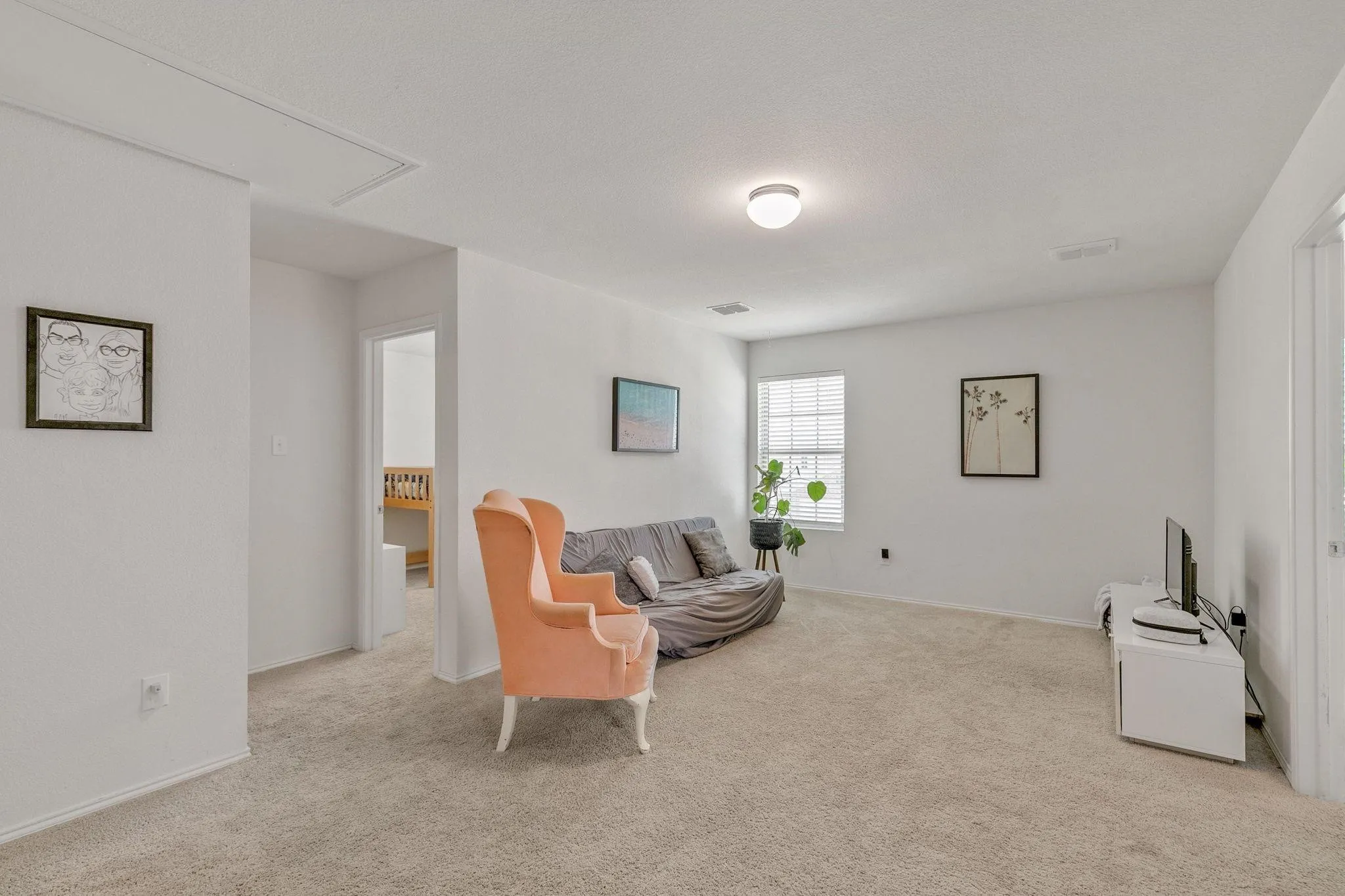 Single Family Residence For Rent in Tarrant County , 448 Blue Crow Lane, Fort Worth, Texas 76052, 4 Bedroom, 2 Bathroom, 2 Garage spaces, 1,959 Sqft, built in 2019, mls#21361153, Real Estate Agent in Fort Worth, Homes For Rent in Tarrant county, Homes For Rent in Fort Worth, Realtor in Fort Worth Texas, Real Estate Brokerage Independent Realty Texas, Luminita Cordes Realtor