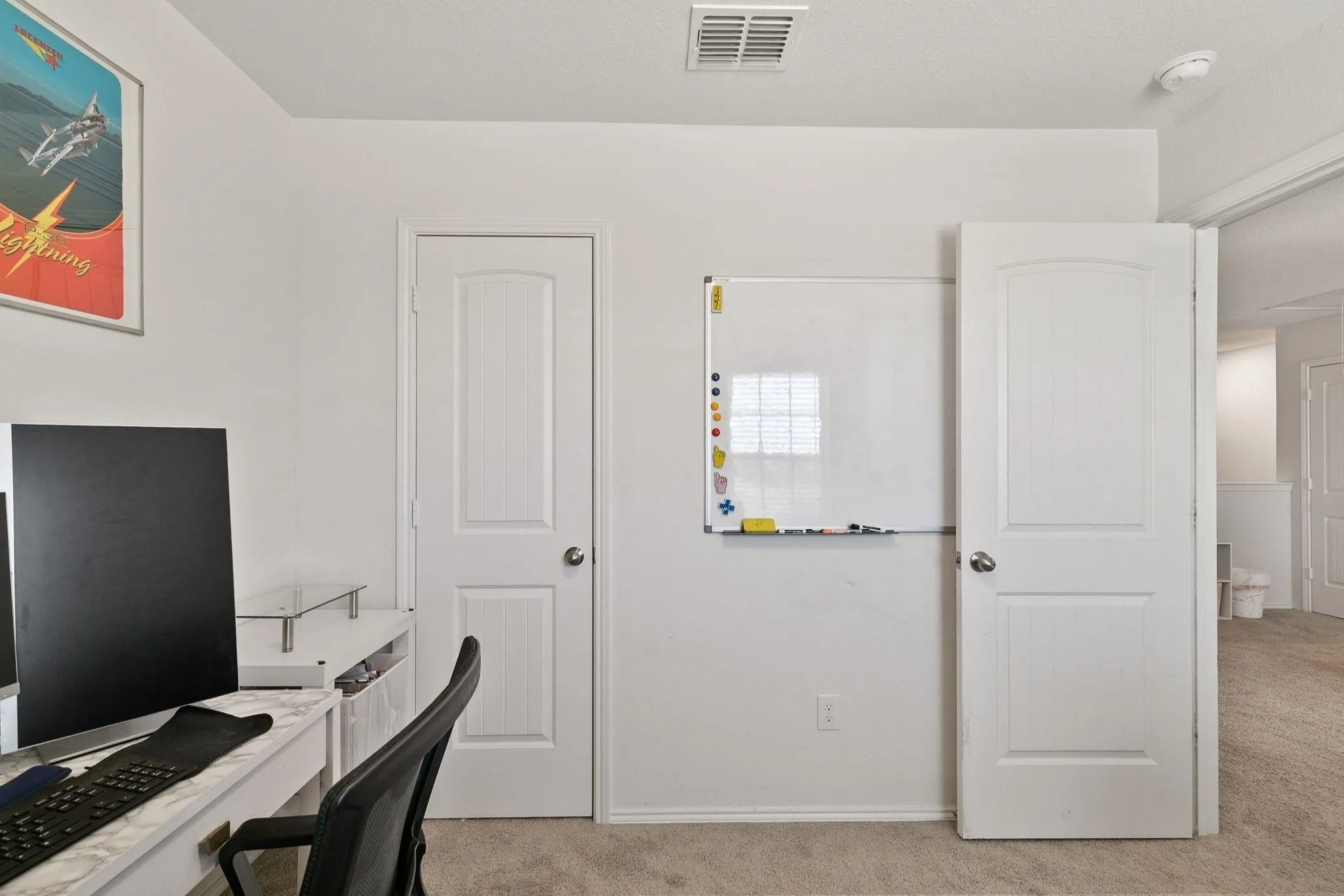 Single Family Residence For Rent in Tarrant County , 448 Blue Crow Lane, Fort Worth, Texas 76052, 4 Bedroom, 2 Bathroom, 2 Garage spaces, 1,959 Sqft, built in 2019, mls#21361153, Real Estate Agent in Fort Worth, Homes For Rent in Tarrant county, Homes For Rent in Fort Worth, Realtor in Fort Worth Texas, Real Estate Brokerage Independent Realty Texas, Luminita Cordes Realtor