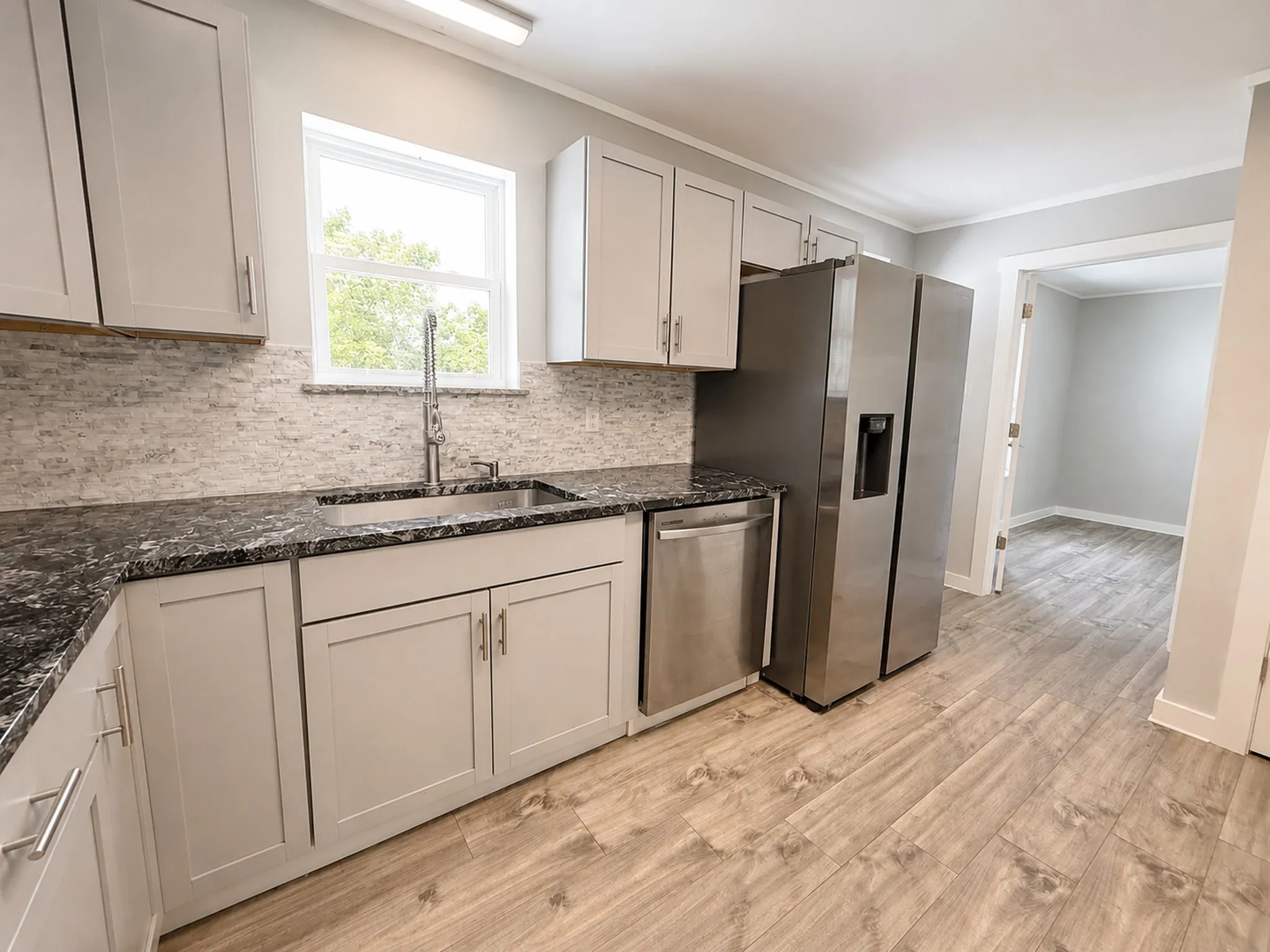 Single Family Residence For Sale in Collin County , 903 Moore Street, Mc Kinney, Texas 75069, 3 Bedroom, 1 Bathroom, 1 Garage spaces, 968 Sqft, built in 1962, mls#21361360, Real Estate Agent in Mc Kinney, Homes For Sale in Collin county, Homes For Sale in Mc Kinney, Realtor in Mc Kinney Texas, Real Estate Brokerage Independent Realty Texas, Luminita Cordes Realtor