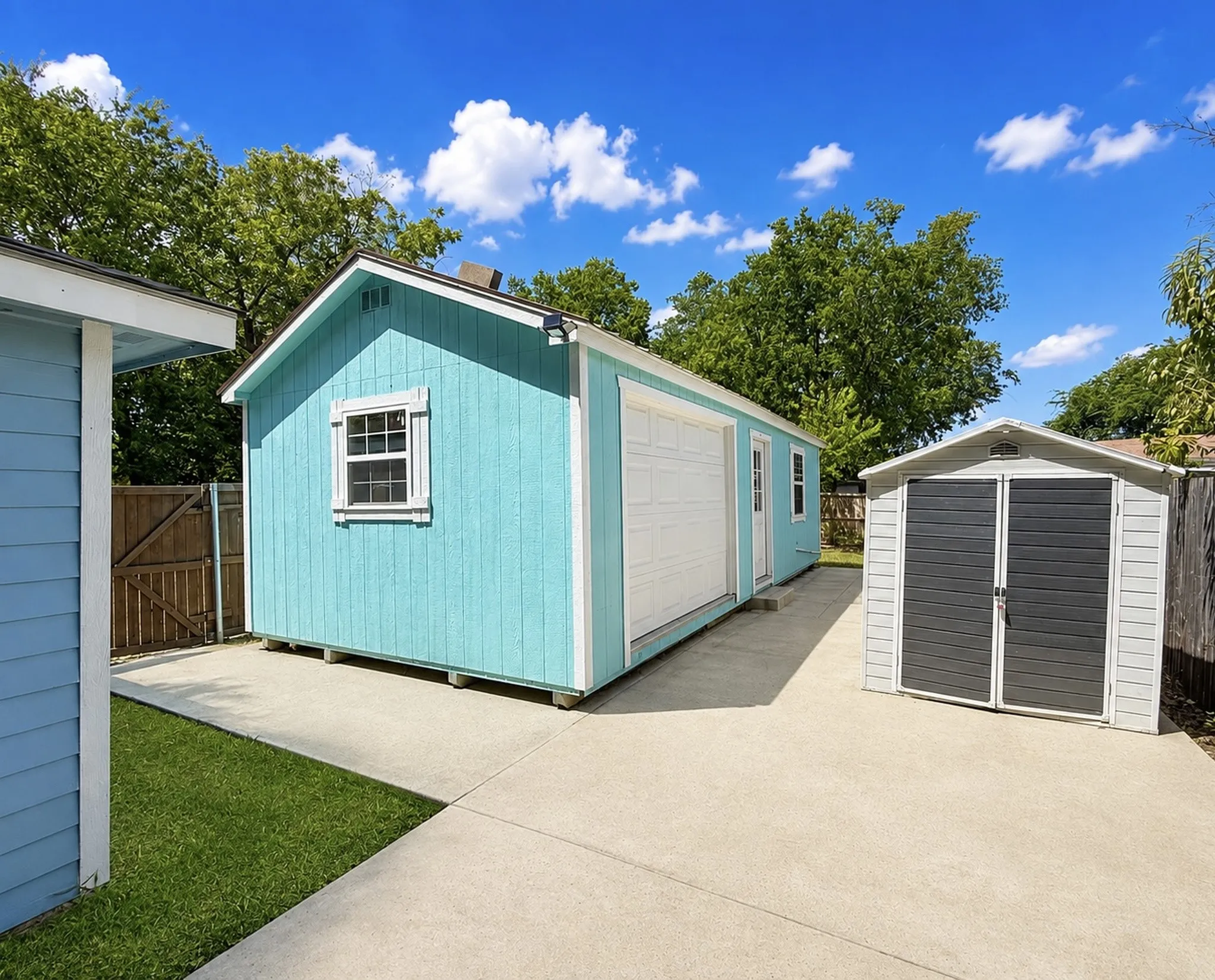 Single Family Residence For Sale in Collin County , 903 Moore Street, Mc Kinney, Texas 75069, 3 Bedroom, 1 Bathroom, 1 Garage spaces, 968 Sqft, built in 1962, mls#21361360, Real Estate Agent in Mc Kinney, Homes For Sale in Collin county, Homes For Sale in Mc Kinney, Realtor in Mc Kinney Texas, Real Estate Brokerage Independent Realty Texas, Luminita Cordes Realtor