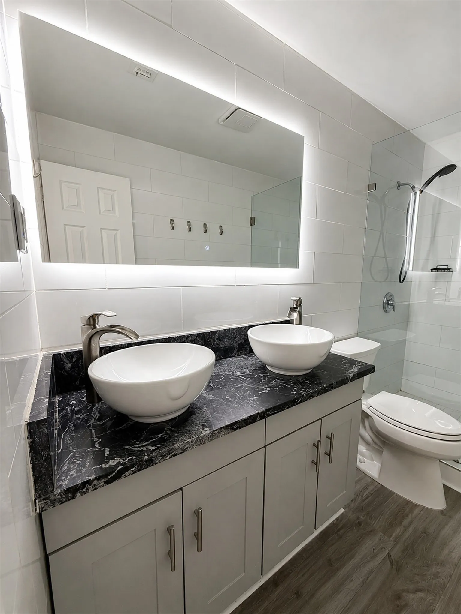 Single Family Residence For Sale in Collin County , 903 Moore Street, Mc Kinney, Texas 75069, 3 Bedroom, 1 Bathroom, 1 Garage spaces, 968 Sqft, built in 1962, mls#21361360, Real Estate Agent in Mc Kinney, Homes For Sale in Collin county, Homes For Sale in Mc Kinney, Realtor in Mc Kinney Texas, Real Estate Brokerage Independent Realty Texas, Luminita Cordes Realtor