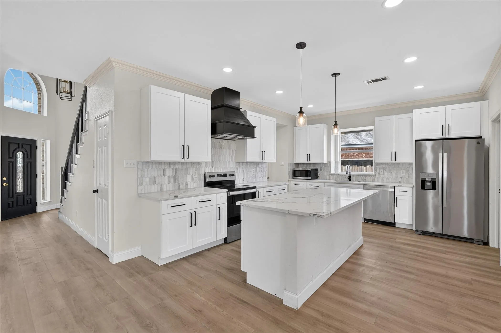 Single Family Residence For Sale in Dallas County , 3402 Seabreeze Drive, Rowlett, Texas 75088, 4 Bedroom, 2 Bathroom, 2 Garage spaces, 2,862 Sqft, built in 1997, mls#21357849, Real Estate Agent in Rowlett, Homes For Sale in Dallas county, Homes For Sale in Rowlett, Realtor in Rowlett Texas, Real Estate Brokerage Independent Realty Texas, Luminita Cordes Realtor