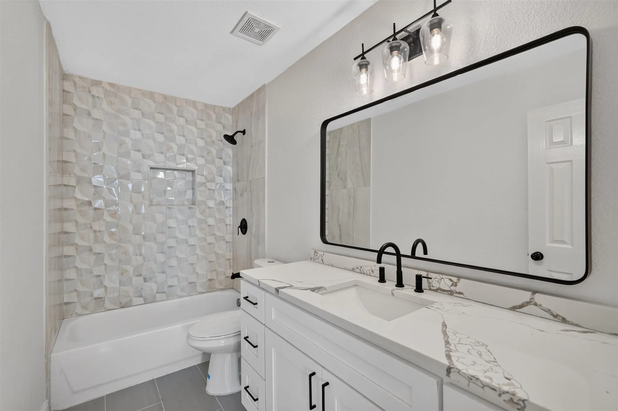 Single Family Residence For Sale in Dallas County , 3402 Seabreeze Drive, Rowlett, Texas 75088, 4 Bedroom, 2 Bathroom, 2 Garage spaces, 2,862 Sqft, built in 1997, mls#21357849, Real Estate Agent in Rowlett, Homes For Sale in Dallas county, Homes For Sale in Rowlett, Realtor in Rowlett Texas, Real Estate Brokerage Independent Realty Texas, Luminita Cordes Realtor