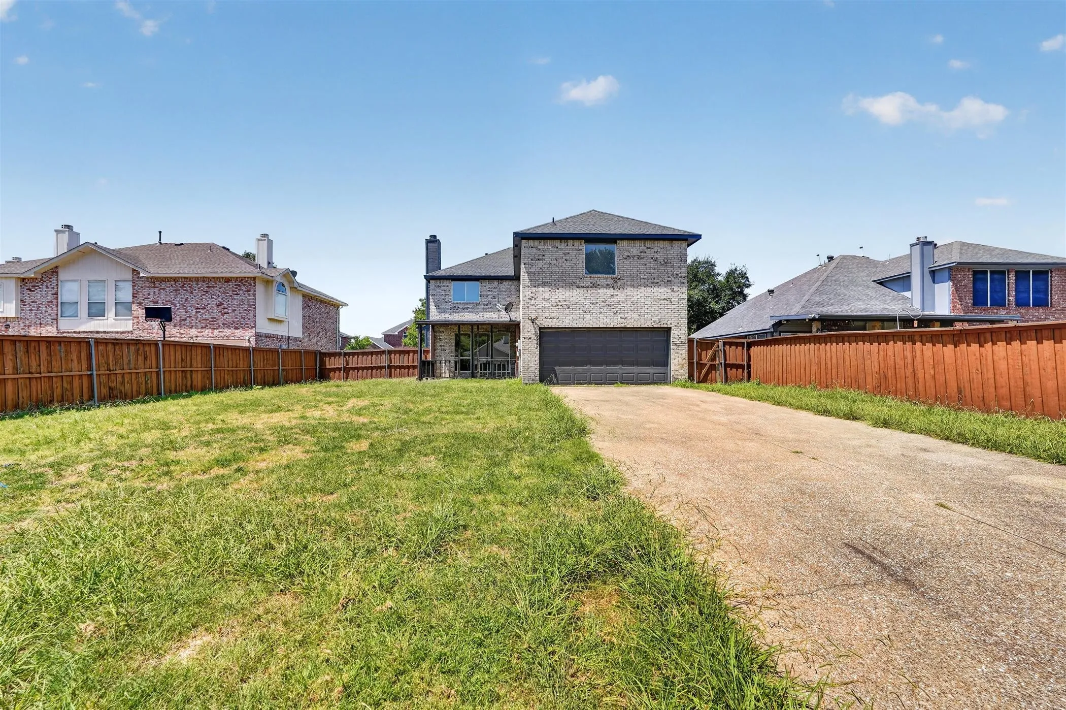 Single Family Residence For Sale in Dallas County , 3402 Seabreeze Drive, Rowlett, Texas 75088, 4 Bedroom, 2 Bathroom, 2 Garage spaces, 2,862 Sqft, built in 1997, mls#21357849, Real Estate Agent in Rowlett, Homes For Sale in Dallas county, Homes For Sale in Rowlett, Realtor in Rowlett Texas, Real Estate Brokerage Independent Realty Texas, Luminita Cordes Realtor