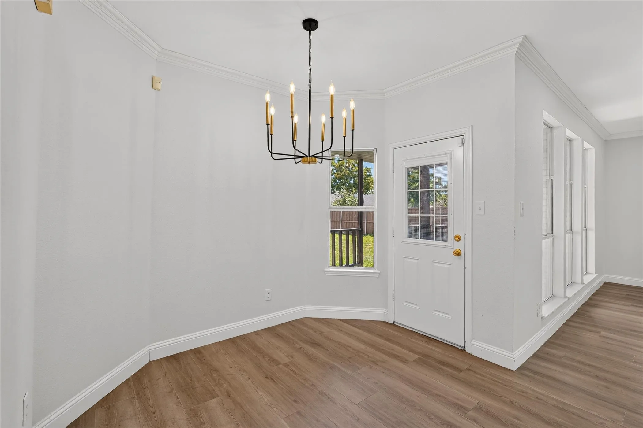 Single Family Residence For Sale in Dallas County , 3402 Seabreeze Drive, Rowlett, Texas 75088, 4 Bedroom, 2 Bathroom, 2 Garage spaces, 2,862 Sqft, built in 1997, mls#21357849, Real Estate Agent in Rowlett, Homes For Sale in Dallas county, Homes For Sale in Rowlett, Realtor in Rowlett Texas, Real Estate Brokerage Independent Realty Texas, Luminita Cordes Realtor