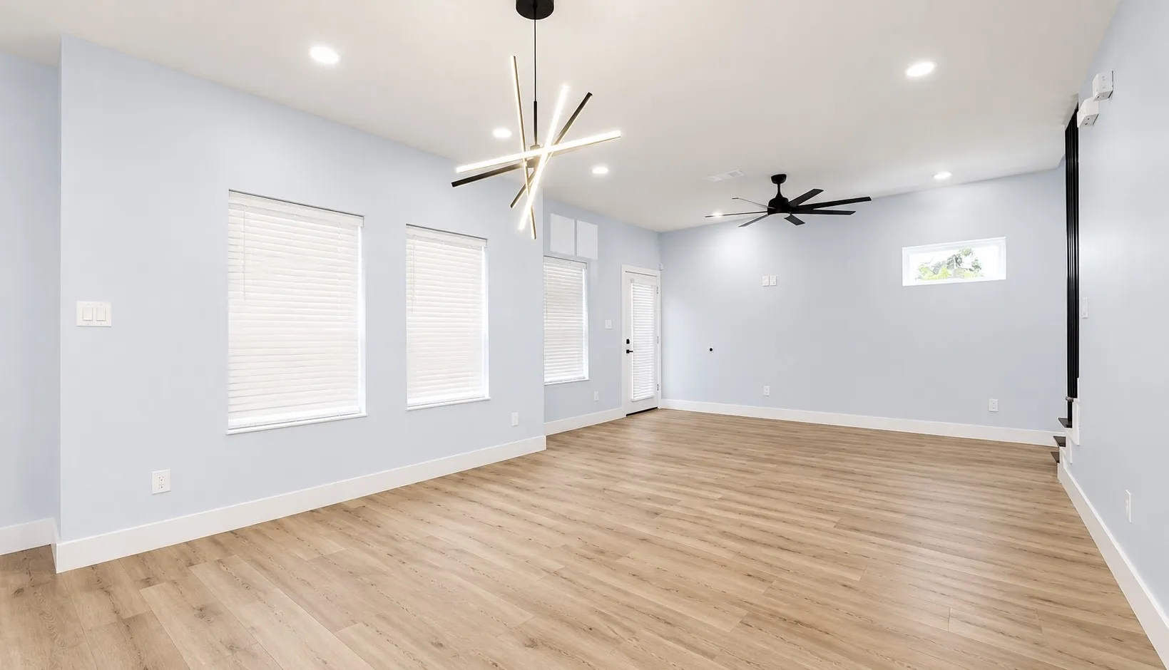 Duplex For Rent in Tarrant County , 1115 E Oleander Street, Fort Worth, Texas 76104, 3 Bedroom, 4 Bathroom, 2 Garage spaces, 1,981 Sqft, built in 2025, mls#21360374, Real Estate Agent in Fort Worth, Homes For Rent in Tarrant county, Homes For Rent in Fort Worth, Realtor in Fort Worth Texas, Real Estate Brokerage Independent Realty Texas, Luminita Cordes Realtor