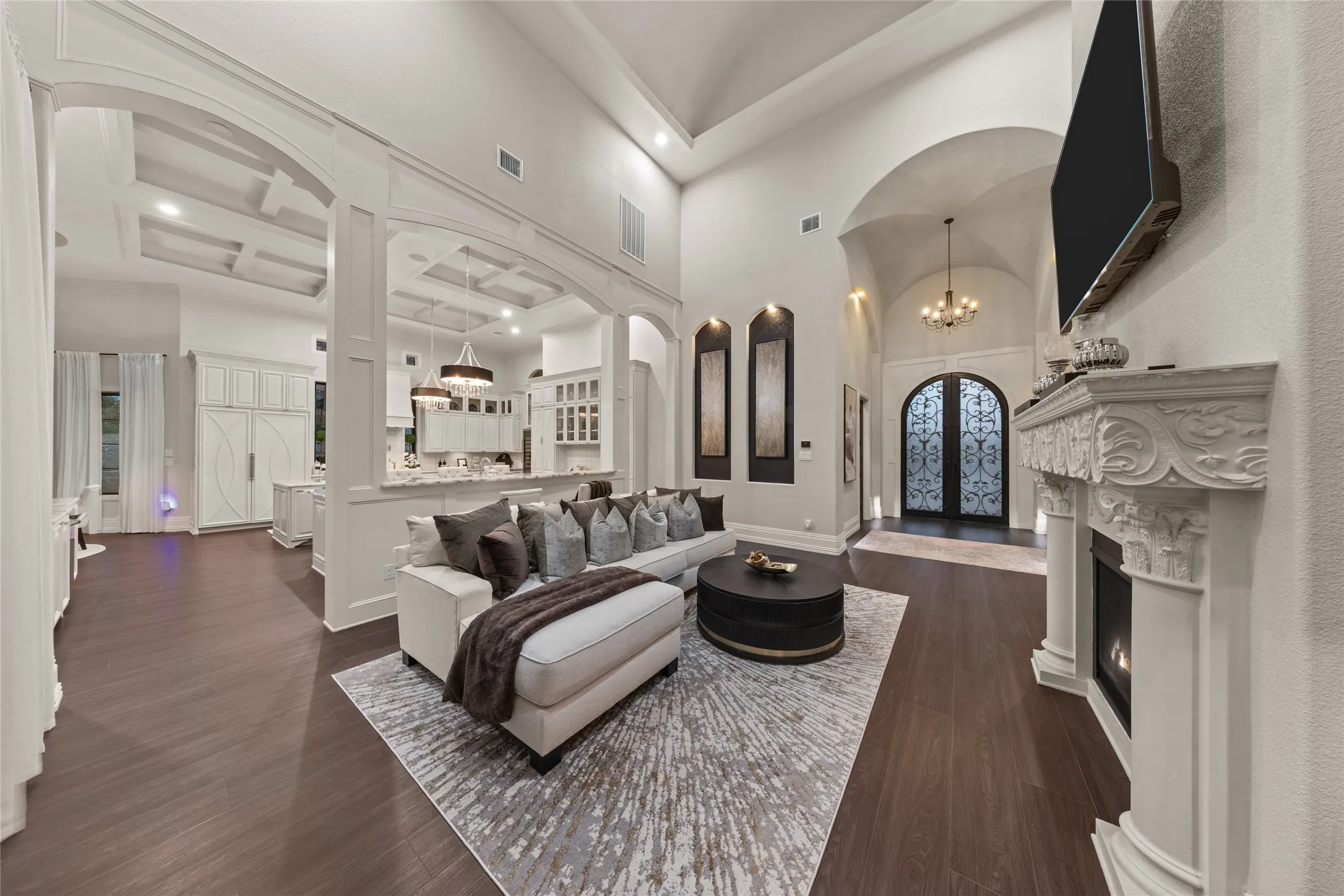 Single Family Residence For Sale in Dallas County , 2621 Whispering Oaks Cove, Cedar Hill, Texas 75104, 5 Bedroom, 6 Bathroom, 4 Garage spaces, 6,163 Sqft, built in 2024, mls#21361395, Real Estate Agent in Cedar Hill, Homes For Sale in Dallas county, Homes For Sale in Cedar Hill, Realtor in Cedar Hill Texas, Real Estate Brokerage Independent Realty Texas, Luminita Cordes Realtor
