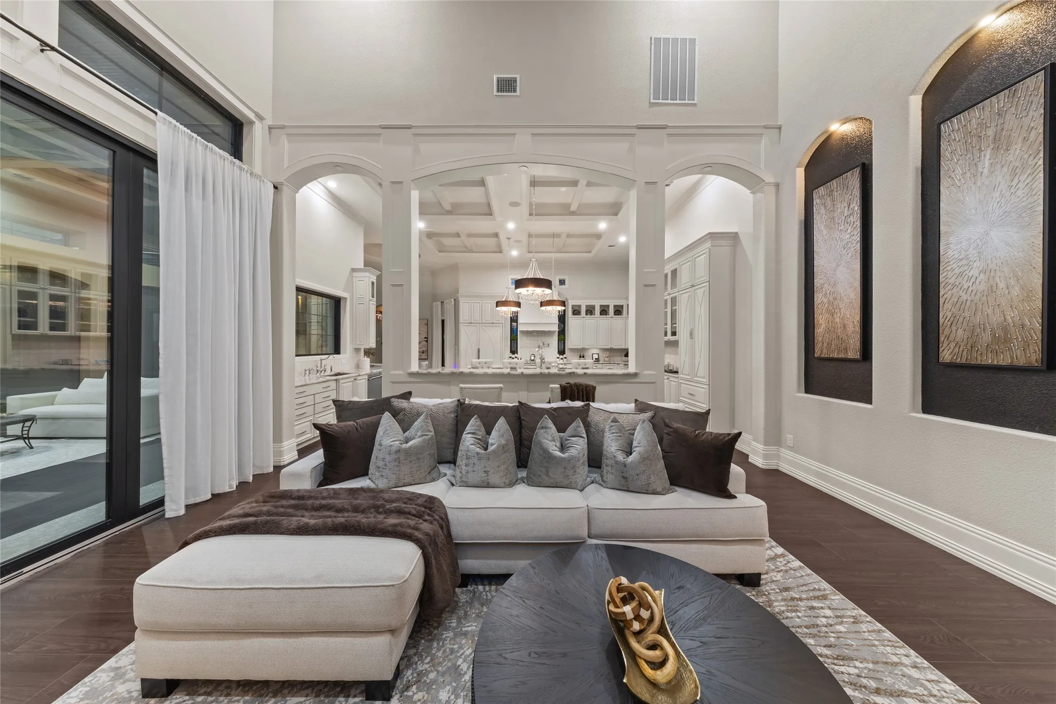 Single Family Residence For Sale in Dallas County , 2621 Whispering Oaks Cove, Cedar Hill, Texas 75104, 5 Bedroom, 6 Bathroom, 4 Garage spaces, 6,163 Sqft, built in 2024, mls#21361395, Real Estate Agent in Cedar Hill, Homes For Sale in Dallas county, Homes For Sale in Cedar Hill, Realtor in Cedar Hill Texas, Real Estate Brokerage Independent Realty Texas, Luminita Cordes Realtor