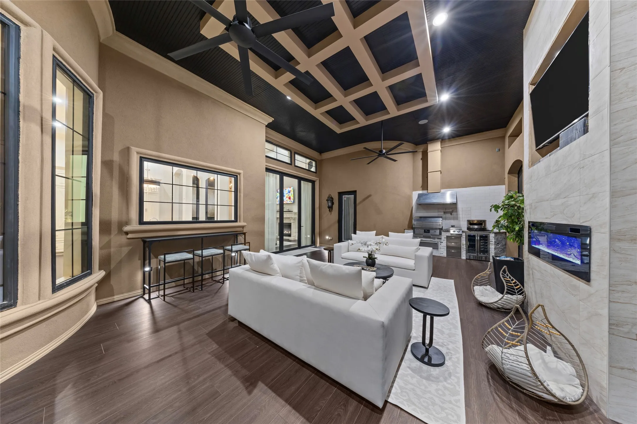 Single Family Residence For Sale in Dallas County , 2621 Whispering Oaks Cove, Cedar Hill, Texas 75104, 5 Bedroom, 6 Bathroom, 4 Garage spaces, 6,163 Sqft, built in 2024, mls#21361395, Real Estate Agent in Cedar Hill, Homes For Sale in Dallas county, Homes For Sale in Cedar Hill, Realtor in Cedar Hill Texas, Real Estate Brokerage Independent Realty Texas, Luminita Cordes Realtor