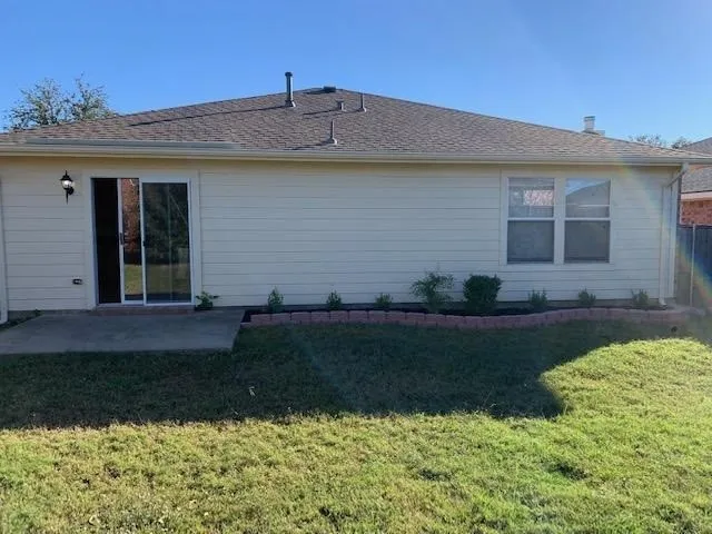 Single Family Residence For Rent in Denton County , 1437 Thornhill Lane, Little Elm, Texas 75068, 3 Bedroom, 2 Bathroom, 2 Garage spaces, 1,268 Sqft, built in 2002, mls#21361445, Real Estate Agent in Little Elm, Homes For Rent in Denton county, Homes For Rent in Little Elm, Realtor in Little Elm Texas, Real Estate Brokerage Independent Realty Texas, Luminita Cordes Realtor