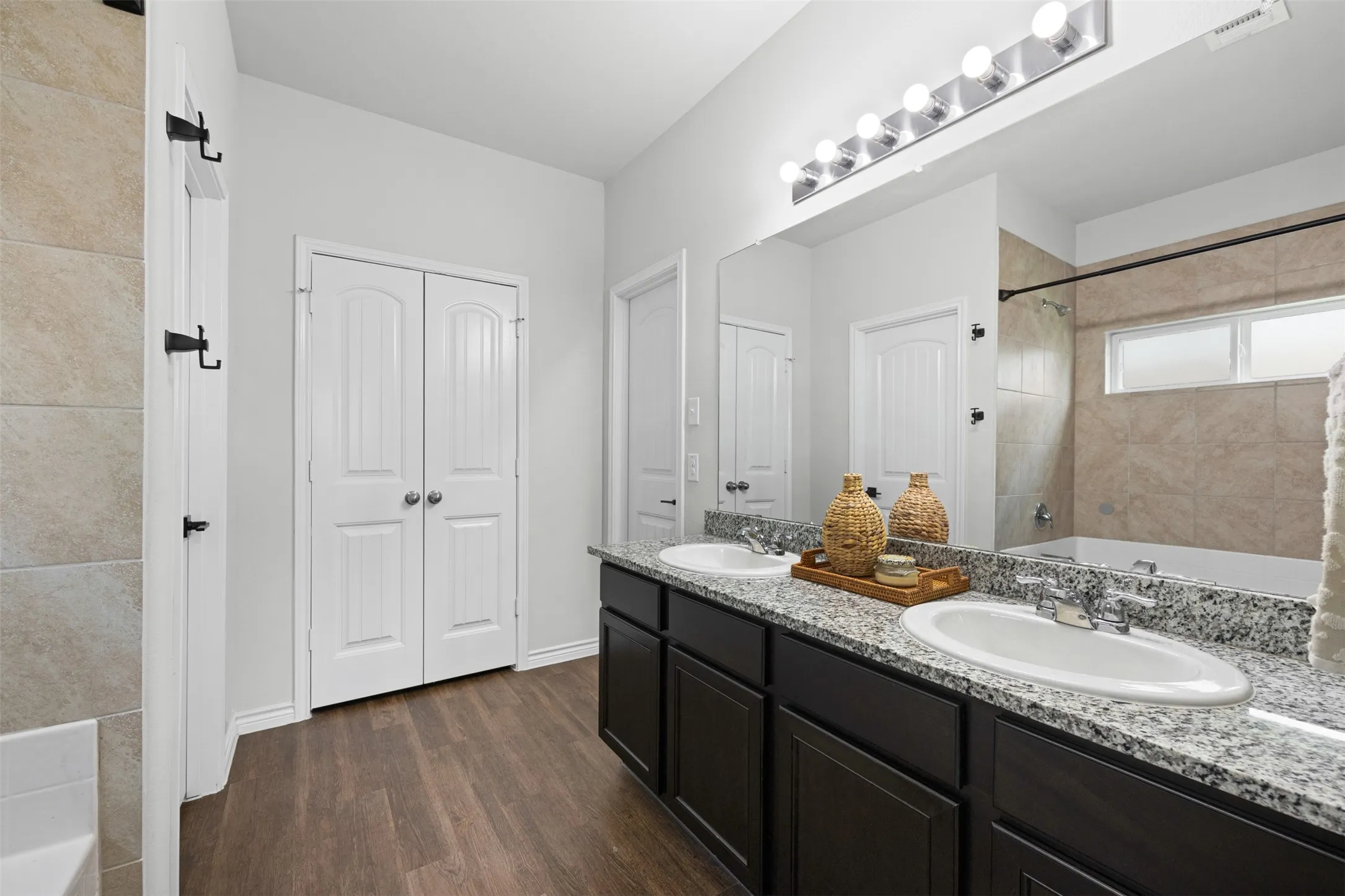 Single Family Residence For Sale in Dallas County , 2038 Buttonwood Street, Lancaster, Texas 75146, 3 Bedroom, 2 Bathroom, 2 Garage spaces, 1,882 Sqft, built in 2020, mls#21361385, Real Estate Agent in Lancaster, Homes For Sale in Dallas county, Homes For Sale in Lancaster, Realtor in Lancaster Texas, Real Estate Brokerage Independent Realty Texas, Luminita Cordes Realtor