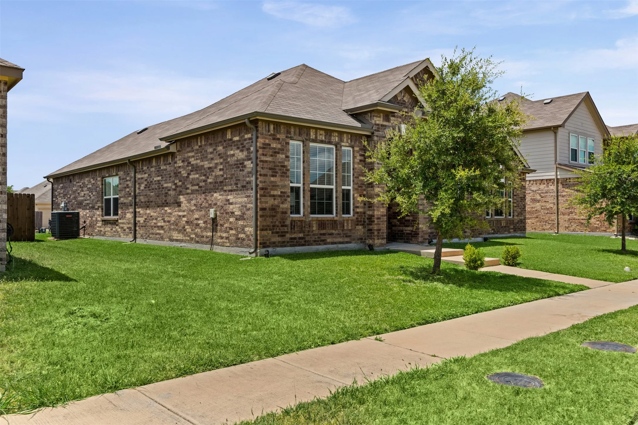 Single Family Residence For Sale in Dallas County , 2038 Buttonwood Street, Lancaster, Texas 75146, 3 Bedroom, 2 Bathroom, 2 Garage spaces, 1,882 Sqft, built in 2020, mls#21361385, Real Estate Agent in Lancaster, Homes For Sale in Dallas county, Homes For Sale in Lancaster, Realtor in Lancaster Texas, Real Estate Brokerage Independent Realty Texas, Luminita Cordes Realtor