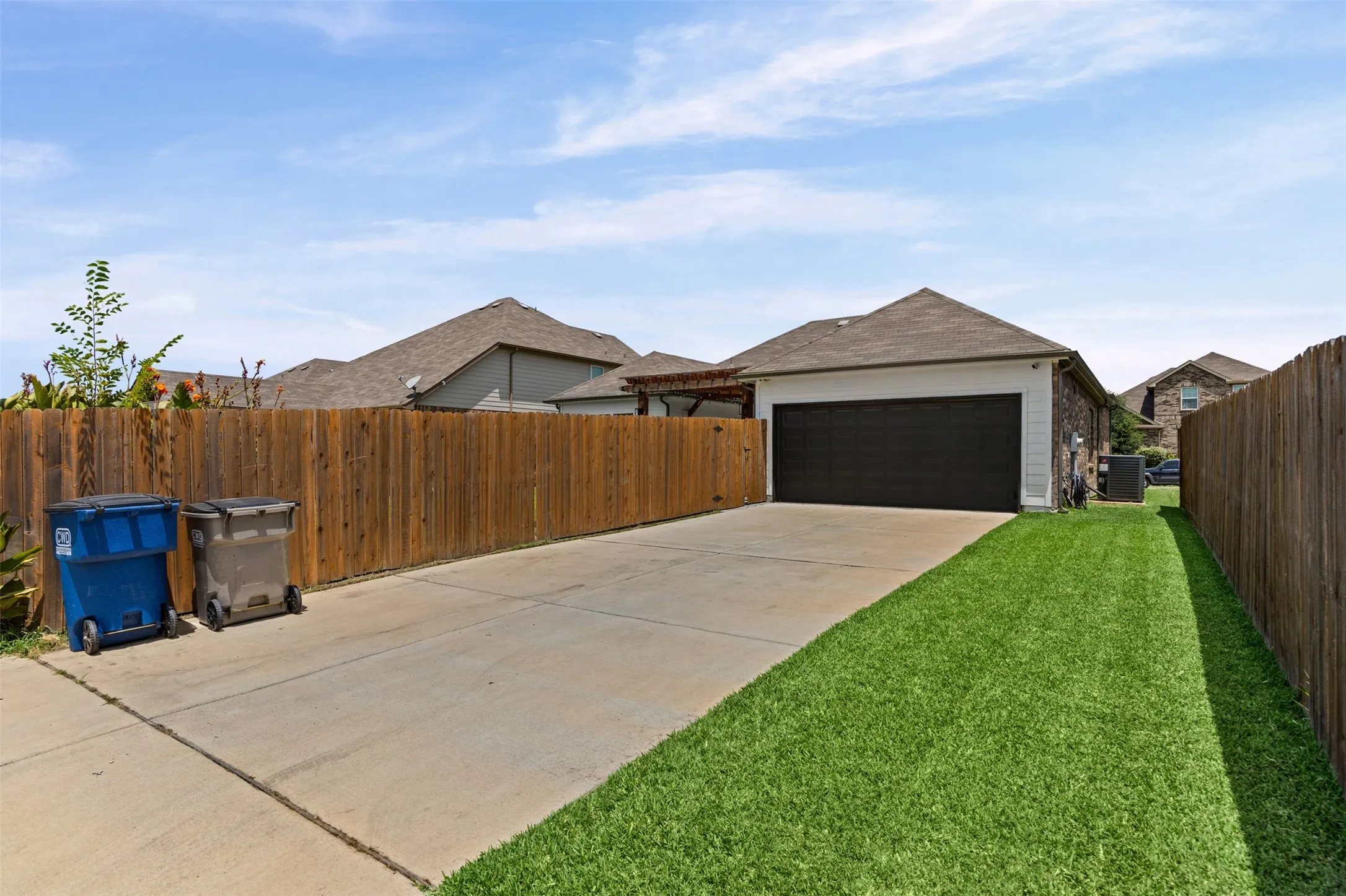 Single Family Residence For Sale in Dallas County , 2038 Buttonwood Street, Lancaster, Texas 75146, 3 Bedroom, 2 Bathroom, 2 Garage spaces, 1,882 Sqft, built in 2020, mls#21361385, Real Estate Agent in Lancaster, Homes For Sale in Dallas county, Homes For Sale in Lancaster, Realtor in Lancaster Texas, Real Estate Brokerage Independent Realty Texas, Luminita Cordes Realtor