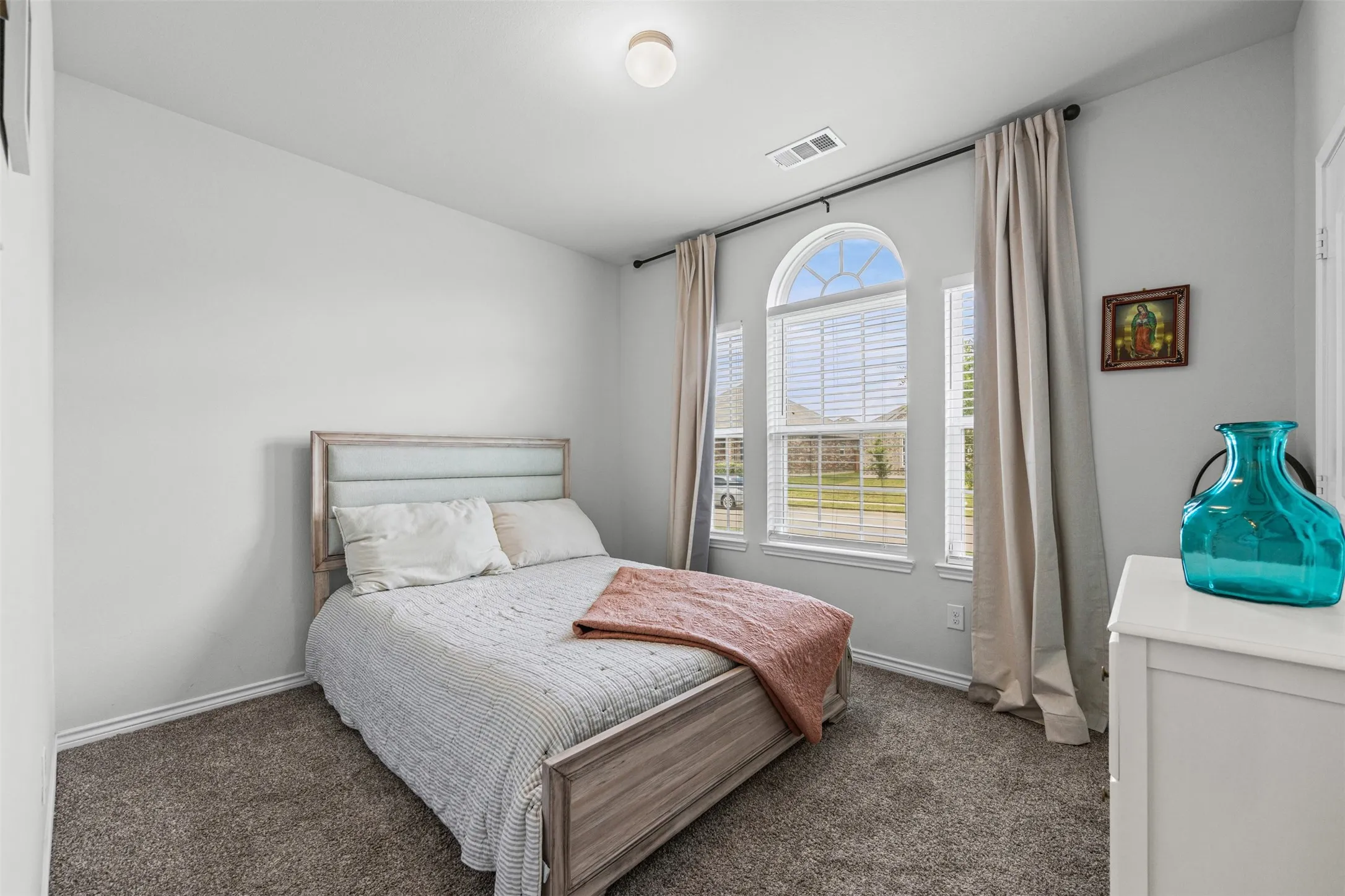 Single Family Residence For Sale in Dallas County , 2038 Buttonwood Street, Lancaster, Texas 75146, 3 Bedroom, 2 Bathroom, 2 Garage spaces, 1,882 Sqft, built in 2020, mls#21361385, Real Estate Agent in Lancaster, Homes For Sale in Dallas county, Homes For Sale in Lancaster, Realtor in Lancaster Texas, Real Estate Brokerage Independent Realty Texas, Luminita Cordes Realtor
