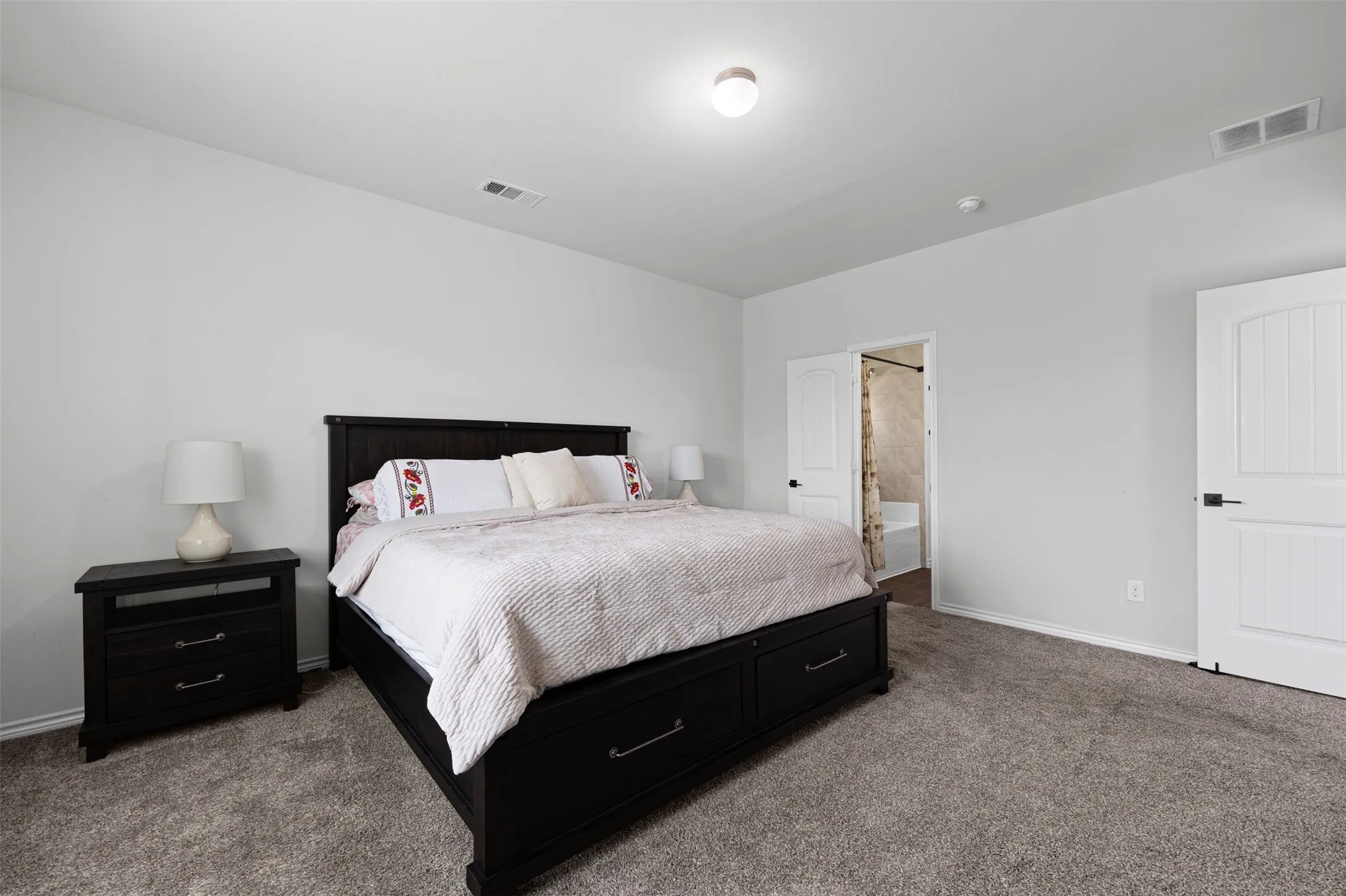 Single Family Residence For Sale in Dallas County , 2038 Buttonwood Street, Lancaster, Texas 75146, 3 Bedroom, 2 Bathroom, 2 Garage spaces, 1,882 Sqft, built in 2020, mls#21361385, Real Estate Agent in Lancaster, Homes For Sale in Dallas county, Homes For Sale in Lancaster, Realtor in Lancaster Texas, Real Estate Brokerage Independent Realty Texas, Luminita Cordes Realtor