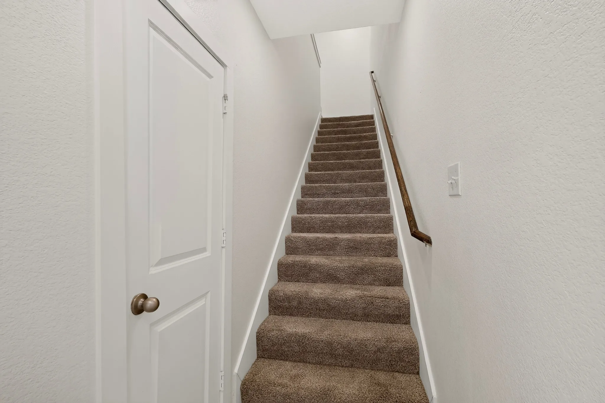 Townhouse For Rent in Collin County , 1300 Pebblebrook Drive, Mc Kinney, Texas 75071, 4 Bedroom, 3 Bathroom, 2 Garage spaces, 1,900 Sqft, built in 2021, mls#21360828, Real Estate Agent in Mc Kinney, Homes For Rent in Collin county, Homes For Rent in Mc Kinney, Realtor in Mc Kinney Texas, Real Estate Brokerage Independent Realty Texas, Luminita Cordes Realtor