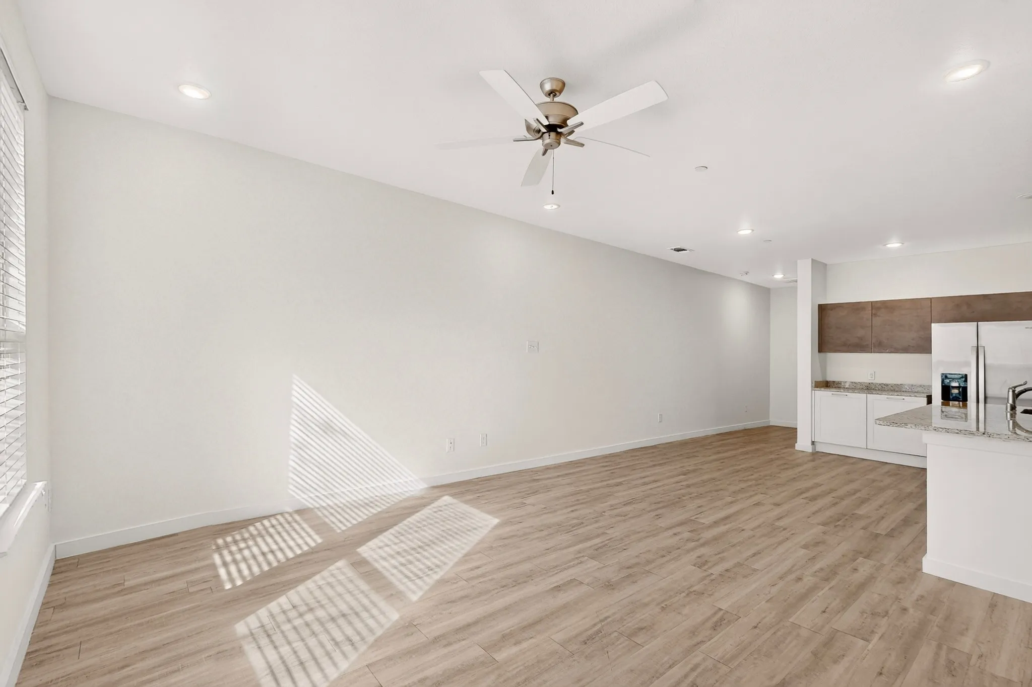 Townhouse For Rent in Collin County , 1300 Pebblebrook Drive, Mc Kinney, Texas 75071, 4 Bedroom, 3 Bathroom, 2 Garage spaces, 1,900 Sqft, built in 2021, mls#21360828, Real Estate Agent in Mc Kinney, Homes For Rent in Collin county, Homes For Rent in Mc Kinney, Realtor in Mc Kinney Texas, Real Estate Brokerage Independent Realty Texas, Luminita Cordes Realtor