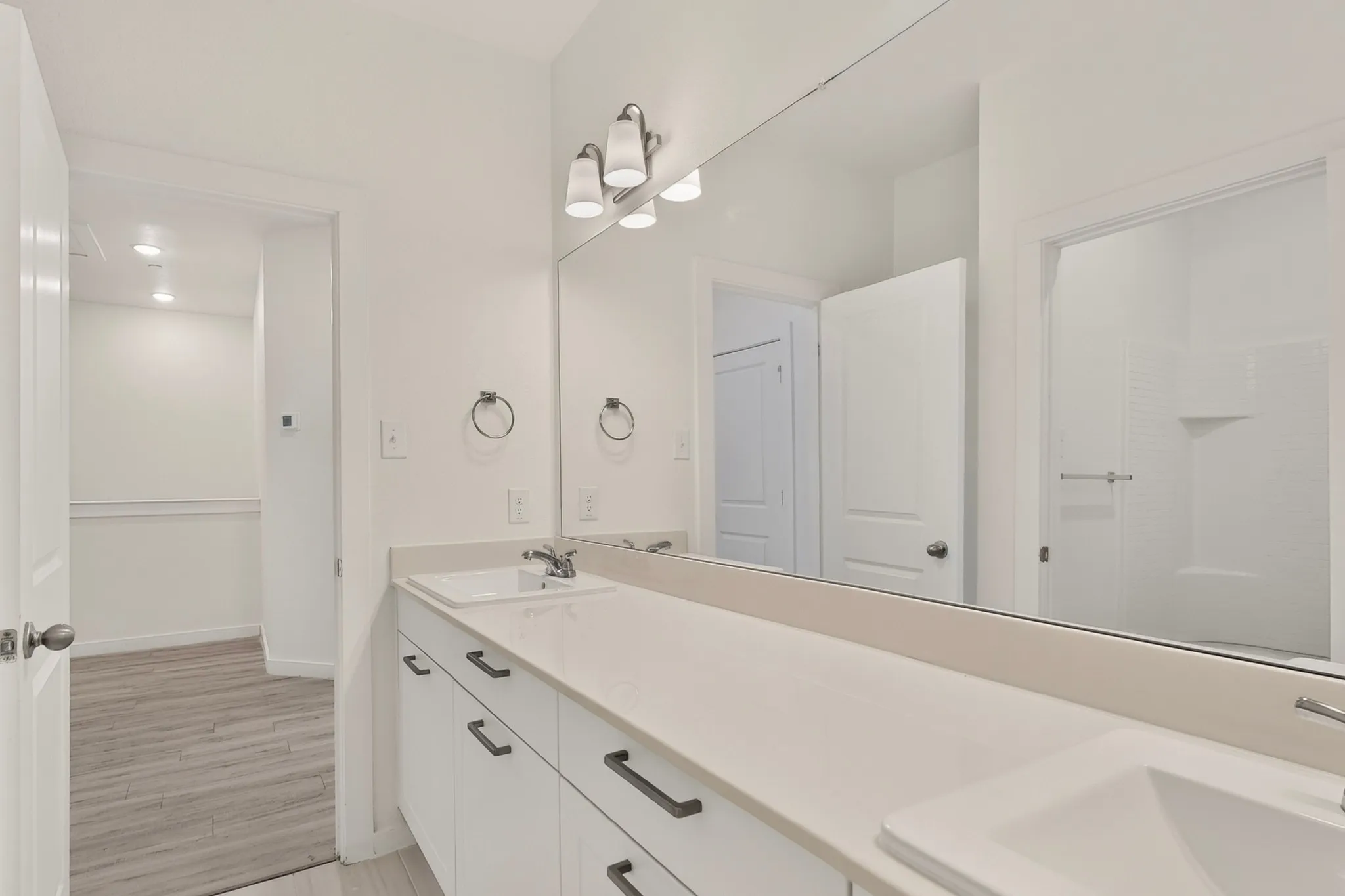 Townhouse For Rent in Collin County , 1300 Pebblebrook Drive, Mc Kinney, Texas 75071, 4 Bedroom, 3 Bathroom, 2 Garage spaces, 1,900 Sqft, built in 2021, mls#21360828, Real Estate Agent in Mc Kinney, Homes For Rent in Collin county, Homes For Rent in Mc Kinney, Realtor in Mc Kinney Texas, Real Estate Brokerage Independent Realty Texas, Luminita Cordes Realtor