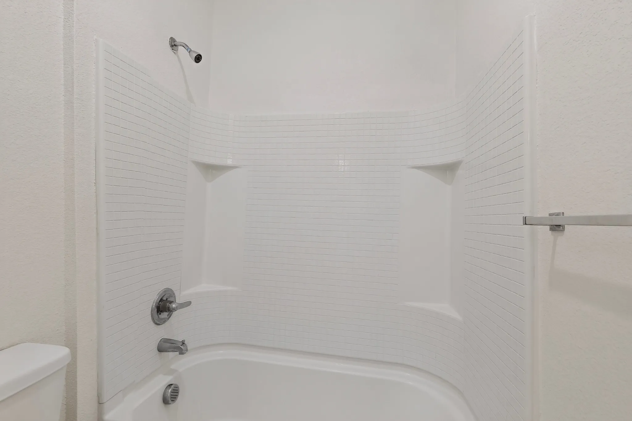 Townhouse For Rent in Collin County , 1300 Pebblebrook Drive, Mc Kinney, Texas 75071, 4 Bedroom, 3 Bathroom, 2 Garage spaces, 1,900 Sqft, built in 2021, mls#21360828, Real Estate Agent in Mc Kinney, Homes For Rent in Collin county, Homes For Rent in Mc Kinney, Realtor in Mc Kinney Texas, Real Estate Brokerage Independent Realty Texas, Luminita Cordes Realtor