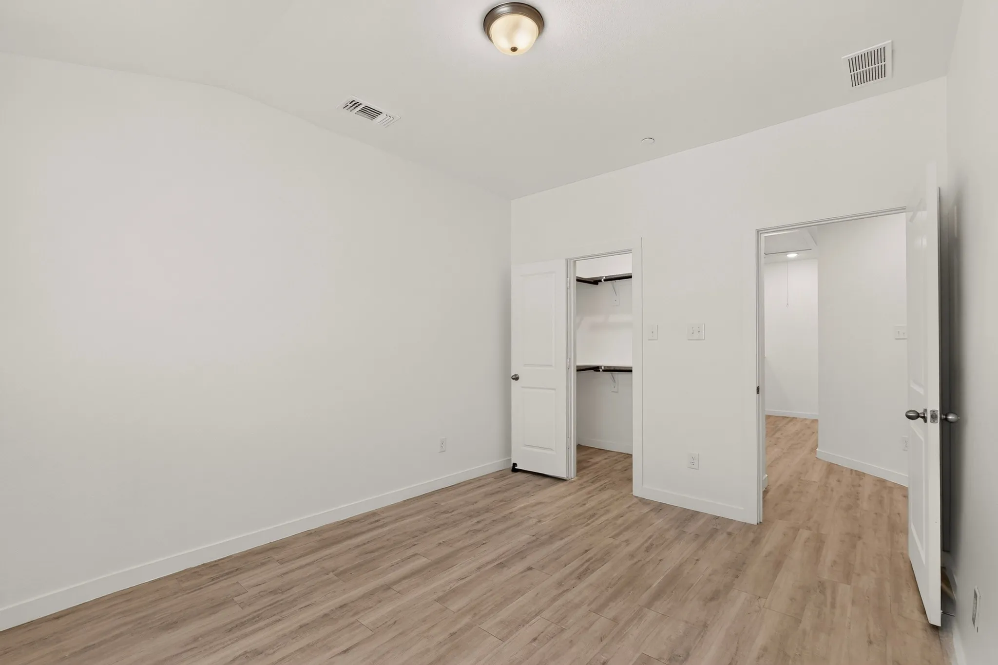 Townhouse For Rent in Collin County , 1300 Pebblebrook Drive, Mc Kinney, Texas 75071, 4 Bedroom, 3 Bathroom, 2 Garage spaces, 1,900 Sqft, built in 2021, mls#21360828, Real Estate Agent in Mc Kinney, Homes For Rent in Collin county, Homes For Rent in Mc Kinney, Realtor in Mc Kinney Texas, Real Estate Brokerage Independent Realty Texas, Luminita Cordes Realtor