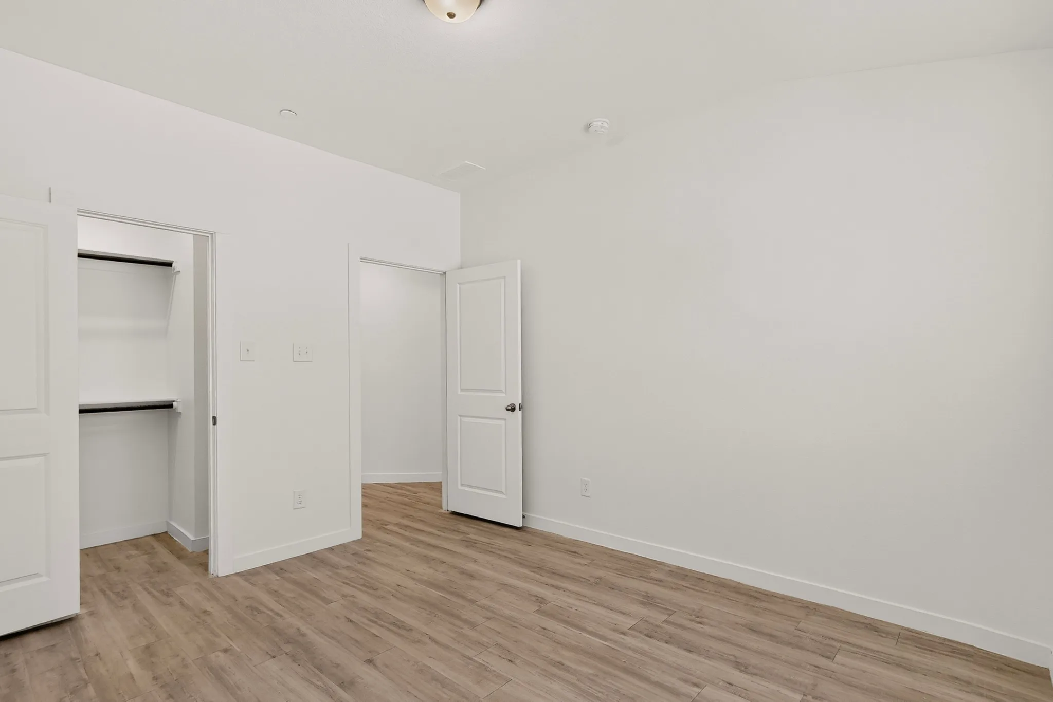 Townhouse For Rent in Collin County , 1300 Pebblebrook Drive, Mc Kinney, Texas 75071, 4 Bedroom, 3 Bathroom, 2 Garage spaces, 1,900 Sqft, built in 2021, mls#21360828, Real Estate Agent in Mc Kinney, Homes For Rent in Collin county, Homes For Rent in Mc Kinney, Realtor in Mc Kinney Texas, Real Estate Brokerage Independent Realty Texas, Luminita Cordes Realtor
