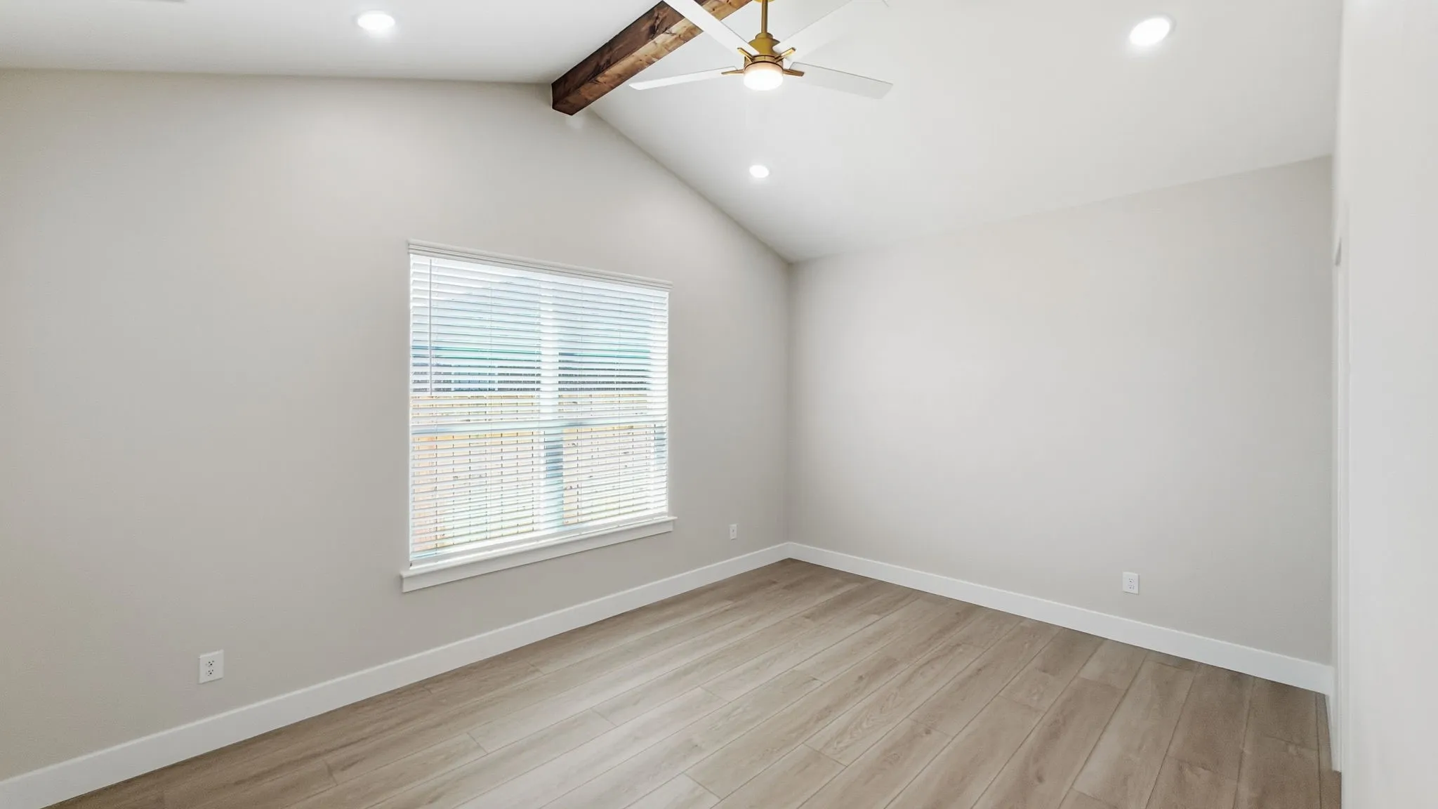 Large primary bedroom