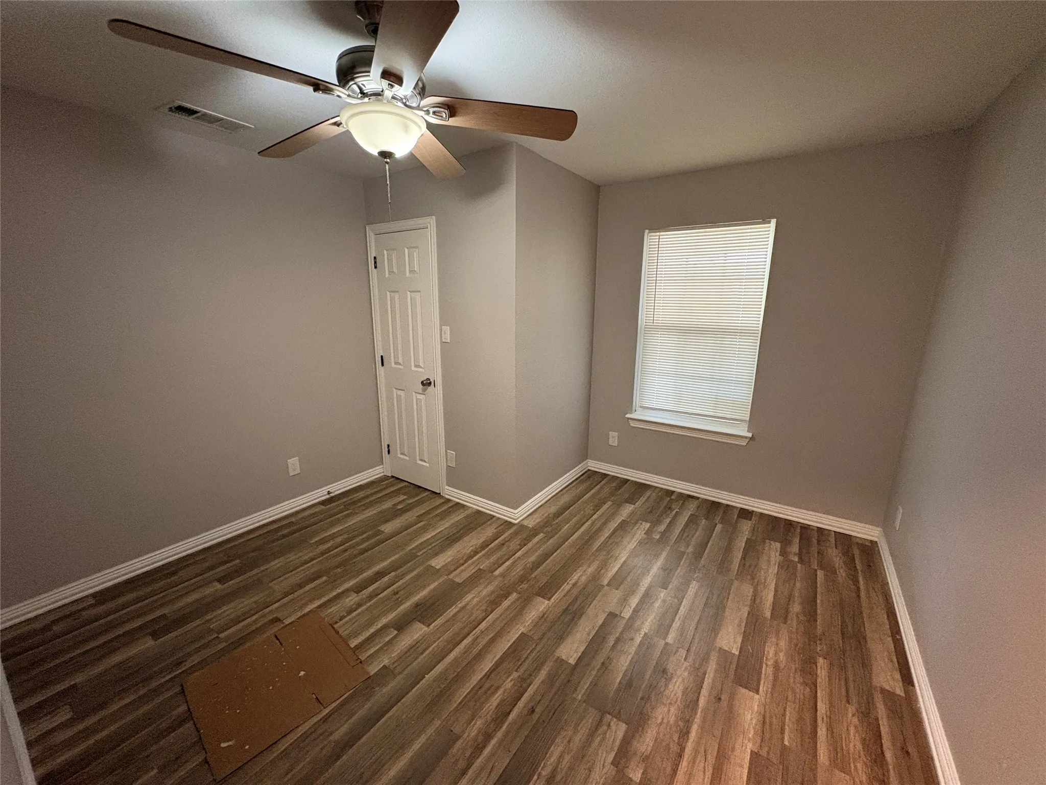 Single Family Residence For Rent in Dallas County , 549 Neomi Avenue, Dallas, Texas 75217, 3 Bedroom, 2 Bathroom, Garage spaces, 1,271 Sqft, built in 2017, mls#21361462, Real Estate Agent in Dallas, Homes For Rent in Dallas county, Homes For Rent in Dallas, Realtor in Dallas Texas, Real Estate Brokerage Independent Realty Texas, Luminita Cordes Realtor