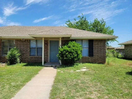 Duplex For Rent in Palo Pinto County , 80 Lori Drive A, Mineral Wells, Texas 76067, 2 Bedroom, 1 Bathroom, Garage spaces, 700 Sqft, built in 1981, mls#21361470, Real Estate Agent in Mineral Wells, Homes For Rent in Palo Pinto county, Homes For Rent in Mineral Wells, Realtor in Mineral Wells Texas, Real Estate Brokerage Independent Realty Texas, Luminita Cordes Realtor