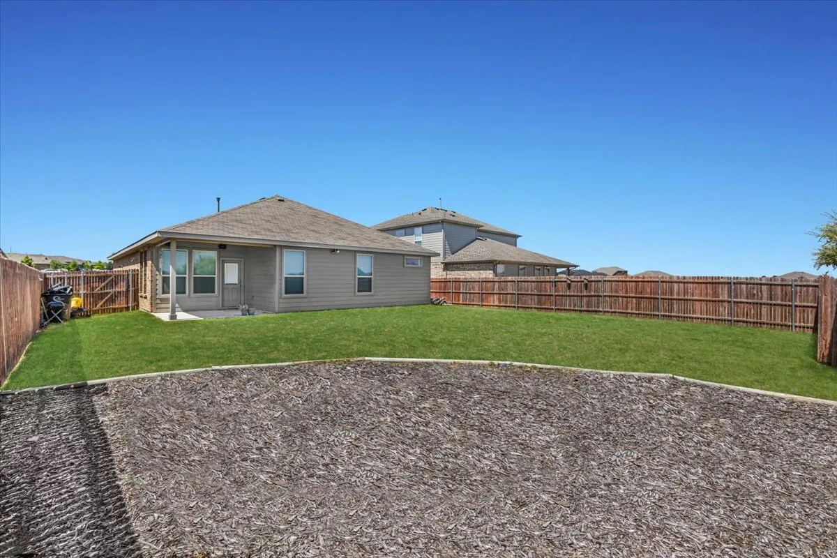 Single Family Residence For Sale in Johnson County , 1402 Pleasanton Road, Cleburne, Texas 76033, 4 Bedroom, 2 Bathroom, 2 Garage spaces, 1,816 Sqft, built in 2021, Price $299,000, mls#21361477, Real Estate Agent in Cleburne, Homes For Sale in Johnson county, Homes For Sale in Cleburne, Realtor in Cleburne Texas, Real Estate Brokerage Independent Realty Texas, Luminita Cordes Realtor