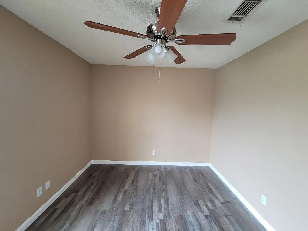 Duplex For Rent in Palo Pinto County , 225 Summit Drive A, Mineral Wells, Texas 76067, 2 Bedroom, 1 Bathroom, Garage spaces, 900 Sqft, built in 1981, mls#21361490, Real Estate Agent in Mineral Wells, Homes For Rent in Palo Pinto county, Homes For Rent in Mineral Wells, Realtor in Mineral Wells Texas, Real Estate Brokerage Independent Realty Texas, Luminita Cordes Realtor