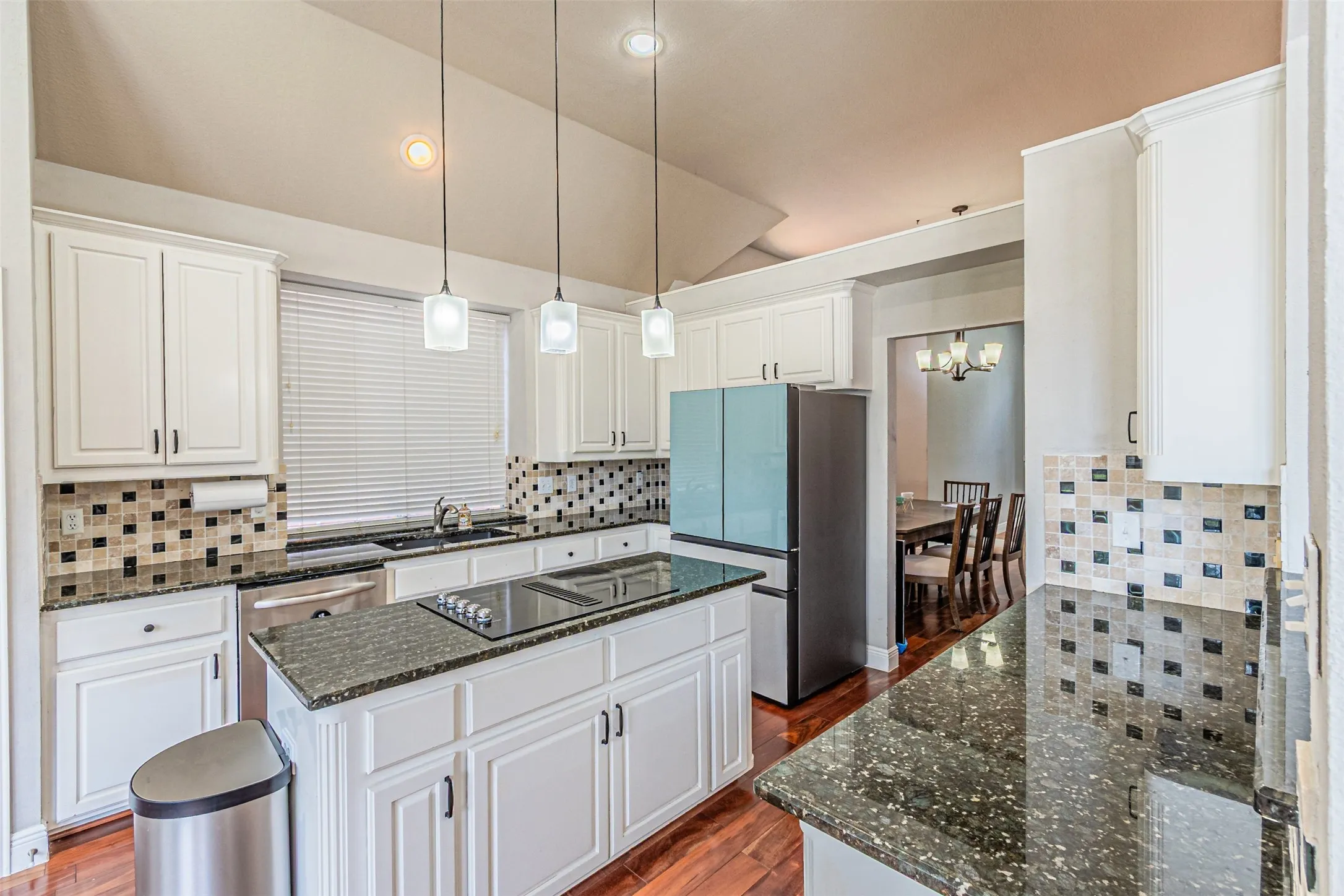 Single Family Residence For Rent in Dallas County , 1025 Basilwood Drive, Coppell, Texas 75019, 4 Bedroom, 4 Bathroom, 2 Garage spaces, 3,001 Sqft, built in 1995, mls#21361416, Real Estate Agent in Coppell, Homes For Rent in Dallas county, Homes For Rent in Coppell, Realtor in Coppell Texas, Real Estate Brokerage Independent Realty Texas, Luminita Cordes Realtor