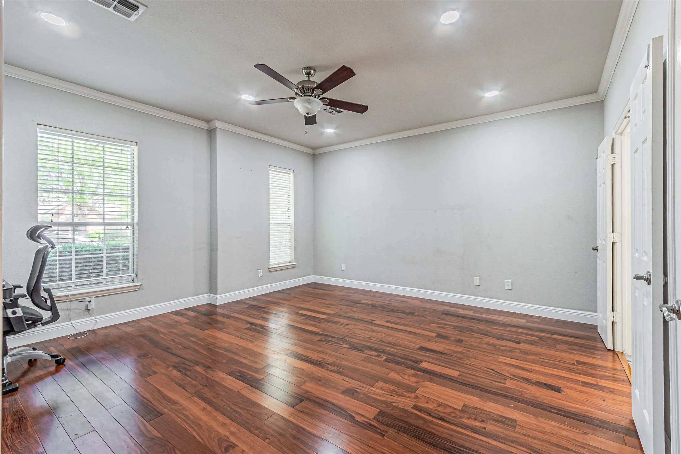 Single Family Residence For Rent in Dallas County , 1025 Basilwood Drive, Coppell, Texas 75019, 4 Bedroom, 4 Bathroom, 2 Garage spaces, 3,001 Sqft, built in 1995, mls#21361416, Real Estate Agent in Coppell, Homes For Rent in Dallas county, Homes For Rent in Coppell, Realtor in Coppell Texas, Real Estate Brokerage Independent Realty Texas, Luminita Cordes Realtor