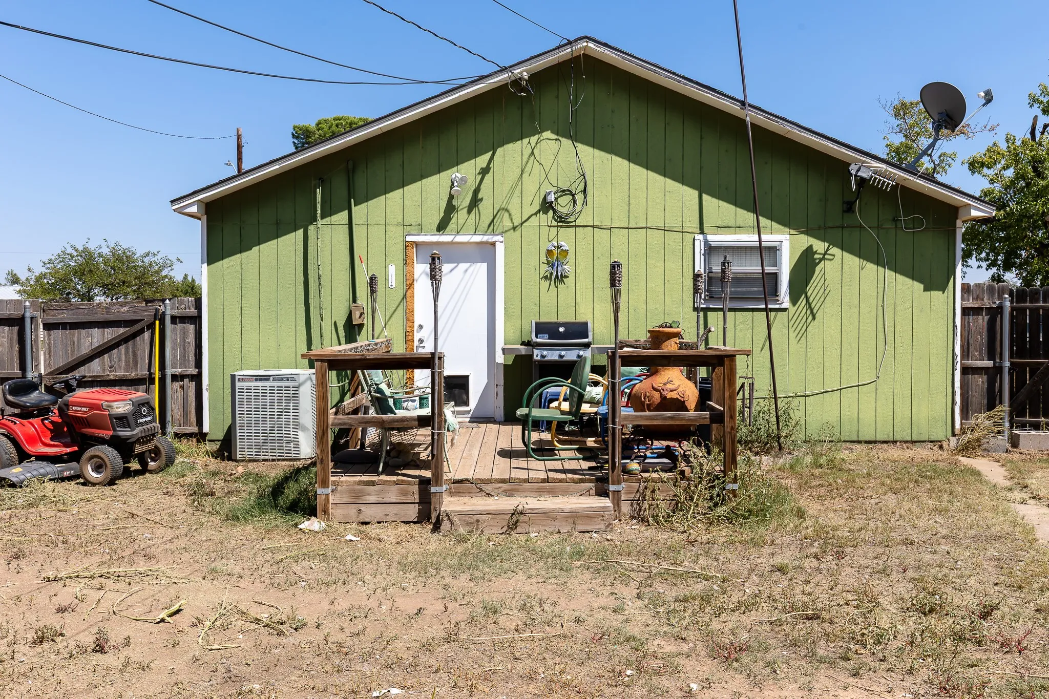 Single Family Residence For Sale in Hale County , 2301 E 1st Street, Petersburg, Texas 79250, 3 Bedroom, 2 Bathroom, Garage spaces, 1,456 Sqft, built in 1948, mls#21361498, Real Estate Agent in Petersburg, Homes For Sale in Hale county, Homes For Sale in Petersburg, Realtor in Petersburg Texas, Real Estate Brokerage Independent Realty Texas, Luminita Cordes Realtor
