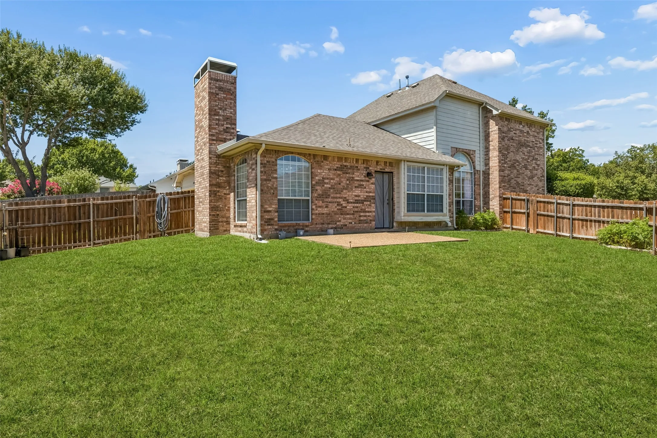 Single Family Residence For Sale in Collin County , 2108 Monticello Circle, Plano, Texas 75075, 3 Bedroom, 3 Bathroom, 2 Garage spaces, 2,399 Sqft, built in 1994, mls#21341801, Real Estate Agent in Plano, Homes For Sale in Collin county, Homes For Sale in Plano, Realtor in Plano Texas, Real Estate Brokerage Independent Realty Texas, Luminita Cordes Realtor