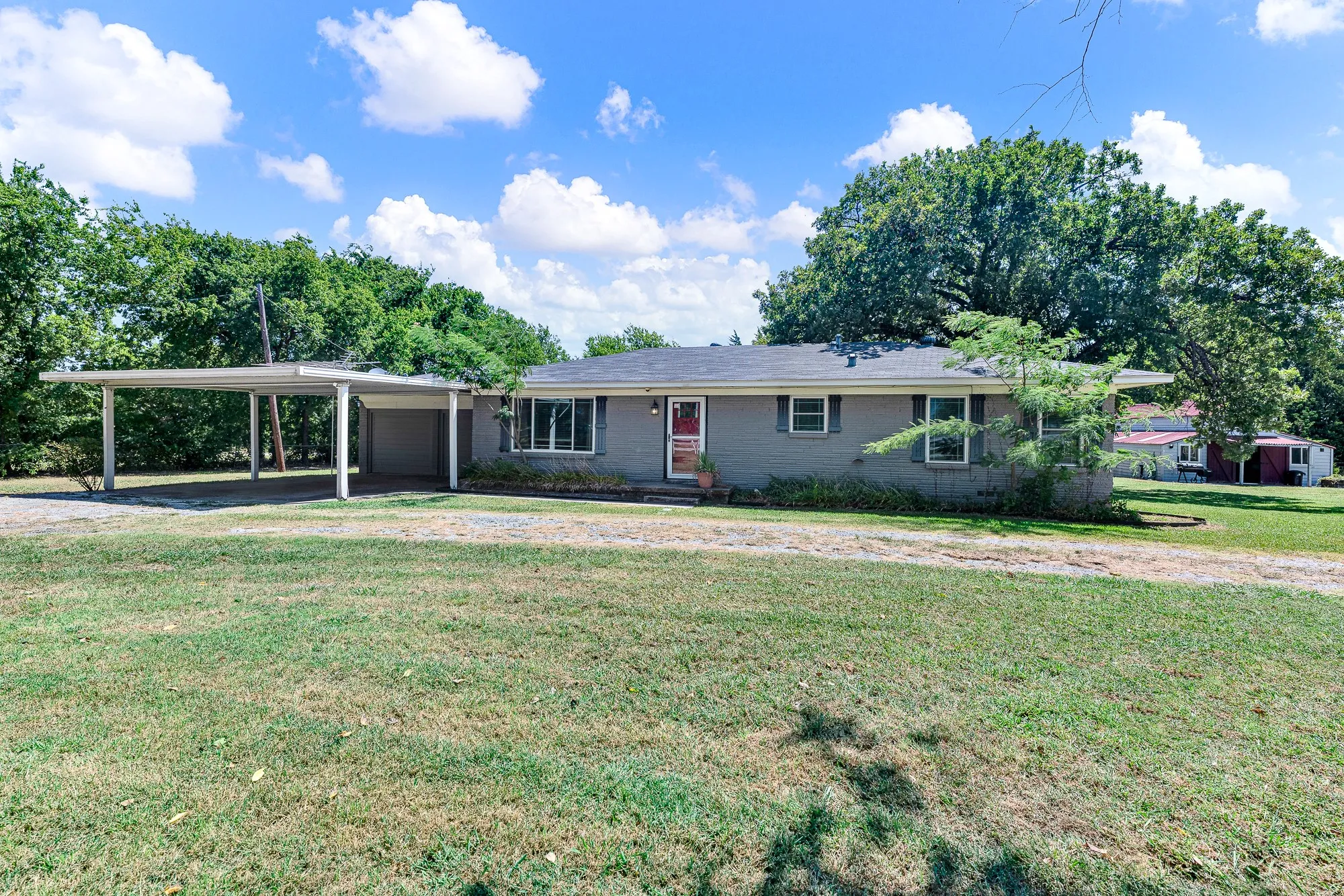 Business For Sale in Collin County , 2403 State Highway 78 S, Farmersville, Texas 75442, 0, 0, Garage spaces, 1,920 Sqft, built in 1963, Price $750,000, mls#21331123, Real Estate Agent in Farmersville, Homes For Sale in Collin county, Homes For Sale in Farmersville, Realtor in Farmersville Texas, Real Estate Brokerage Independent Realty Texas, Luminita Cordes Realtor