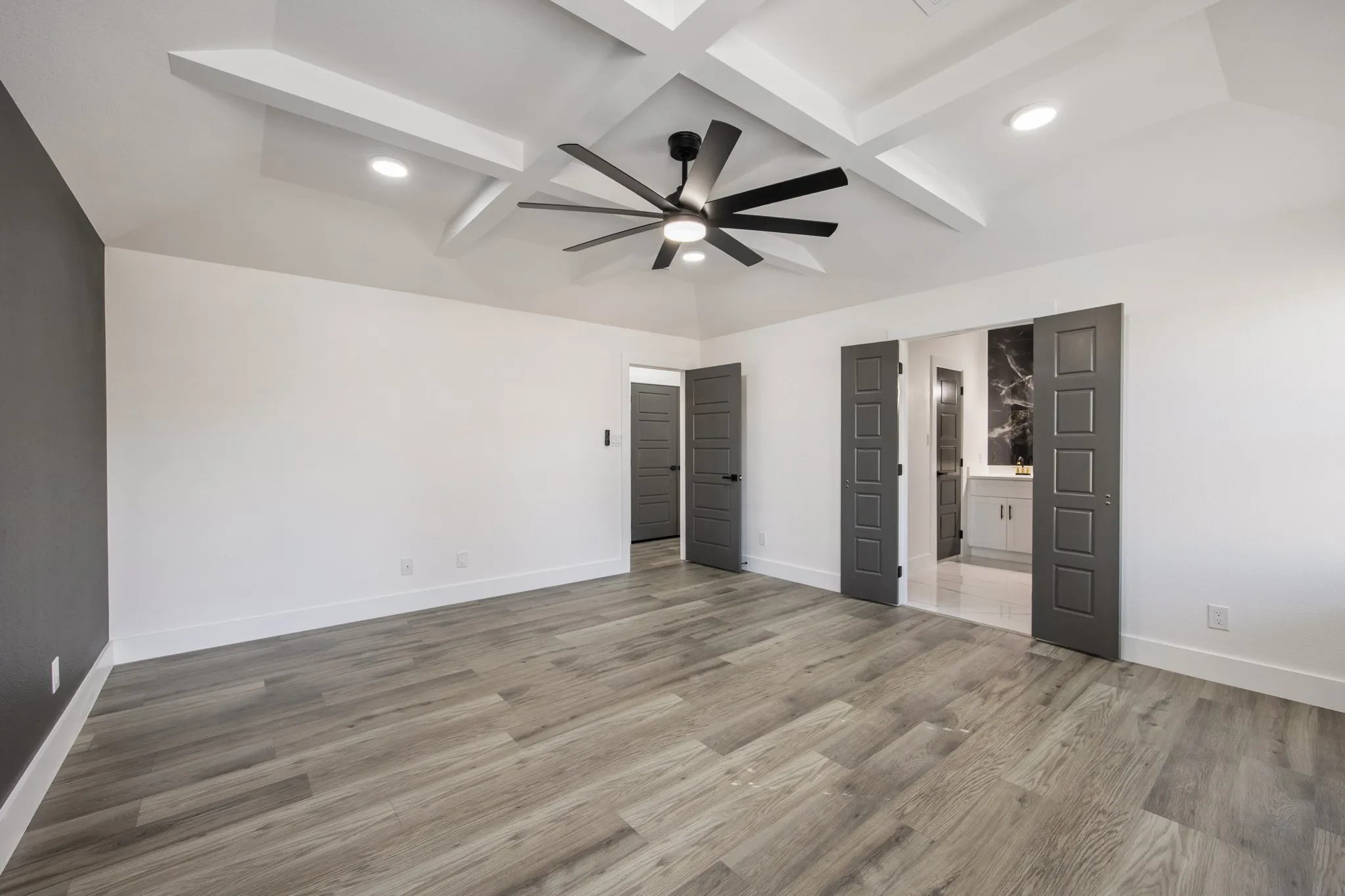Single Family Residence For Sale in Tarrant County , 250 Kennedy Drive, Crowley, Texas 76036, 4 Bedroom, 2 Bathroom, 2 Garage spaces, 1,753 Sqft, built in 2010, mls#21361500, Real Estate Agent in Crowley, Homes For Sale in Tarrant county, Homes For Sale in Crowley, Realtor in Crowley Texas, Real Estate Brokerage Independent Realty Texas, Luminita Cordes Realtor