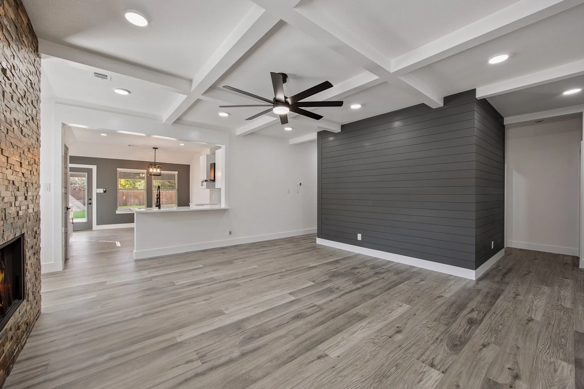 Single Family Residence For Sale in Tarrant County , 250 Kennedy Drive, Crowley, Texas 76036, 4 Bedroom, 2 Bathroom, 2 Garage spaces, 1,753 Sqft, built in 2010, mls#21361500, Real Estate Agent in Crowley, Homes For Sale in Tarrant county, Homes For Sale in Crowley, Realtor in Crowley Texas, Real Estate Brokerage Independent Realty Texas, Luminita Cordes Realtor