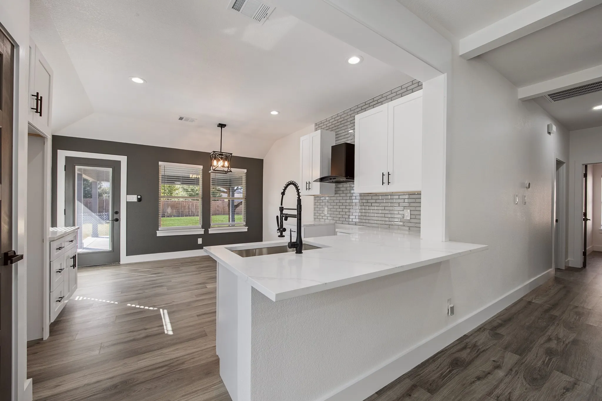 Single Family Residence For Sale in Tarrant County , 250 Kennedy Drive, Crowley, Texas 76036, 4 Bedroom, 2 Bathroom, 2 Garage spaces, 1,753 Sqft, built in 2010, mls#21361500, Real Estate Agent in Crowley, Homes For Sale in Tarrant county, Homes For Sale in Crowley, Realtor in Crowley Texas, Real Estate Brokerage Independent Realty Texas, Luminita Cordes Realtor