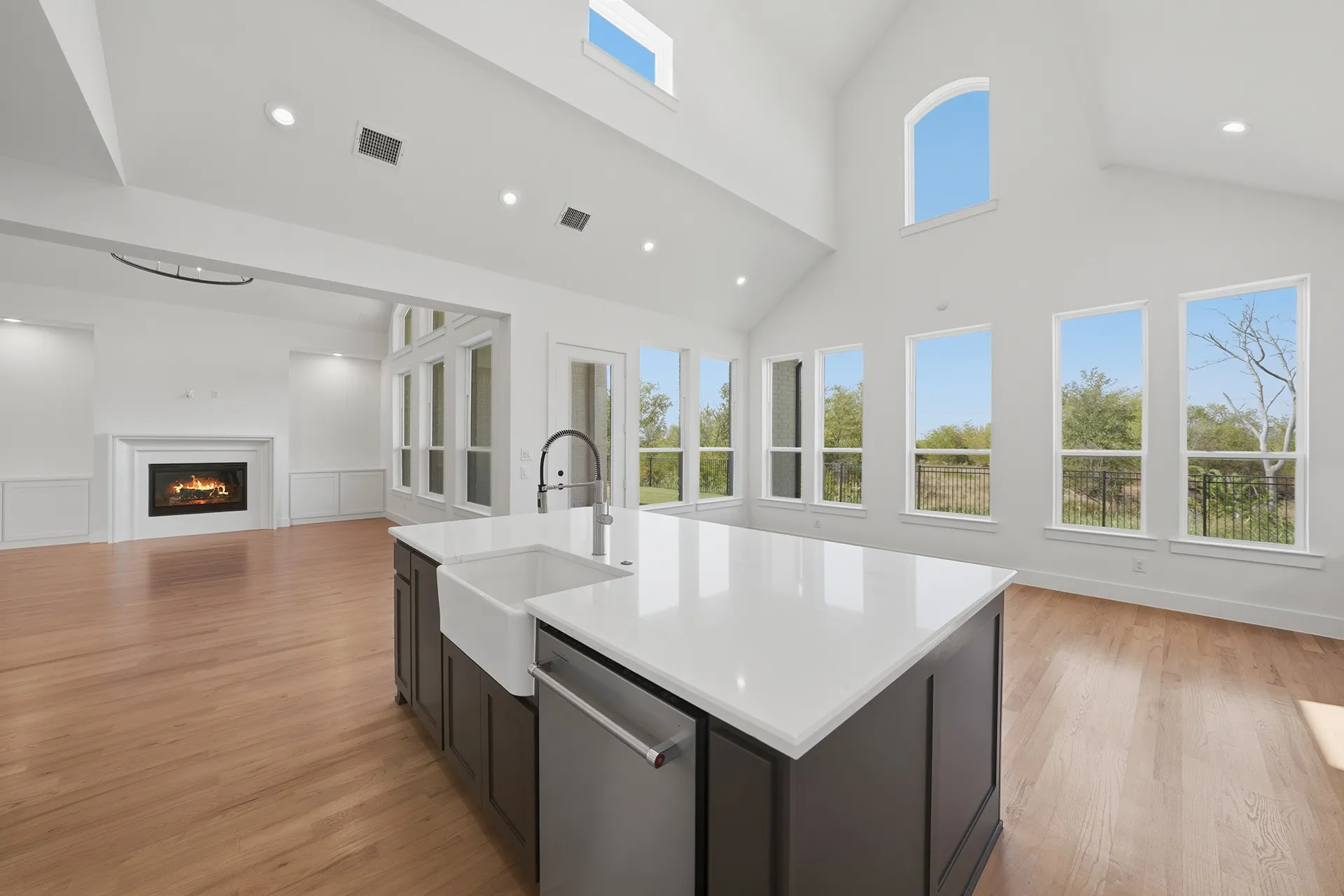 Single Family Residence For Sale in Collin County , 1005 Inwood Court, Celina, Texas 75009, 5 Bedroom, 6 Bathroom, 3 Garage spaces, 4,814 Sqft, built in 2025, mls#21361516, Real Estate Agent in Celina, Homes For Sale in Collin county, Homes For Sale in Celina, Realtor in Celina Texas, Real Estate Brokerage Independent Realty Texas, Luminita Cordes Realtor