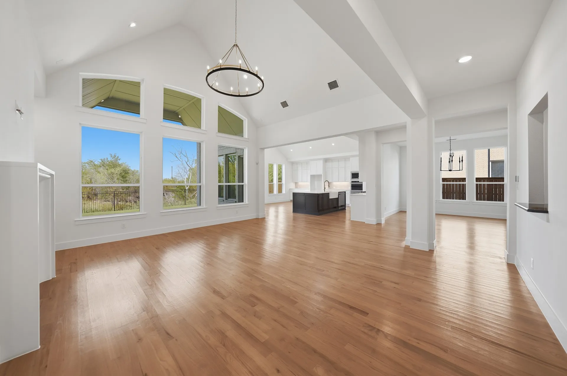 Single Family Residence For Sale in Collin County , 1005 Inwood Court, Celina, Texas 75009, 5 Bedroom, 6 Bathroom, 3 Garage spaces, 4,814 Sqft, built in 2025, mls#21361516, Real Estate Agent in Celina, Homes For Sale in Collin county, Homes For Sale in Celina, Realtor in Celina Texas, Real Estate Brokerage Independent Realty Texas, Luminita Cordes Realtor