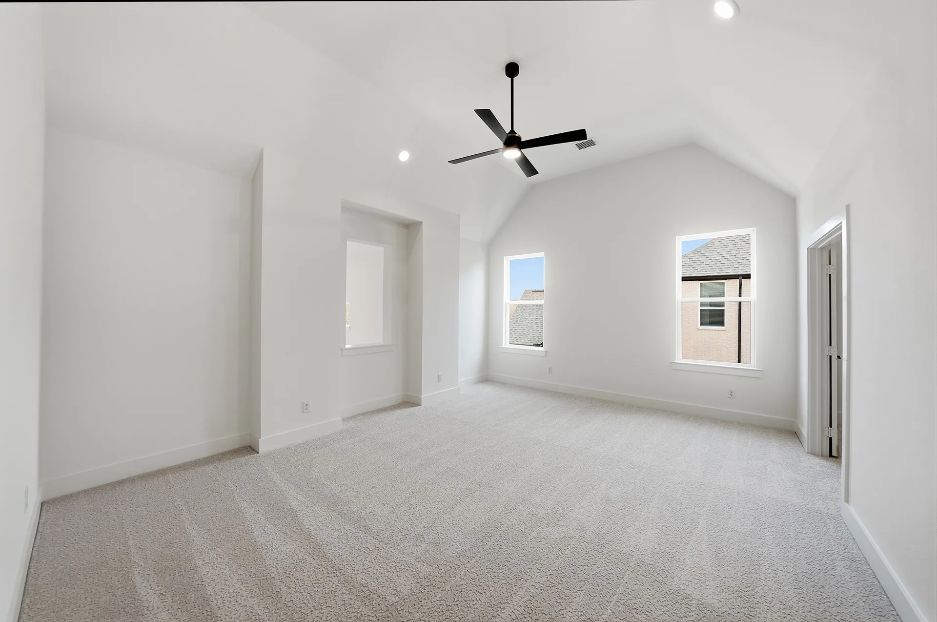 Single Family Residence For Sale in Collin County , 1005 Inwood Court, Celina, Texas 75009, 5 Bedroom, 6 Bathroom, 3 Garage spaces, 4,814 Sqft, built in 2025, mls#21361516, Real Estate Agent in Celina, Homes For Sale in Collin county, Homes For Sale in Celina, Realtor in Celina Texas, Real Estate Brokerage Independent Realty Texas, Luminita Cordes Realtor