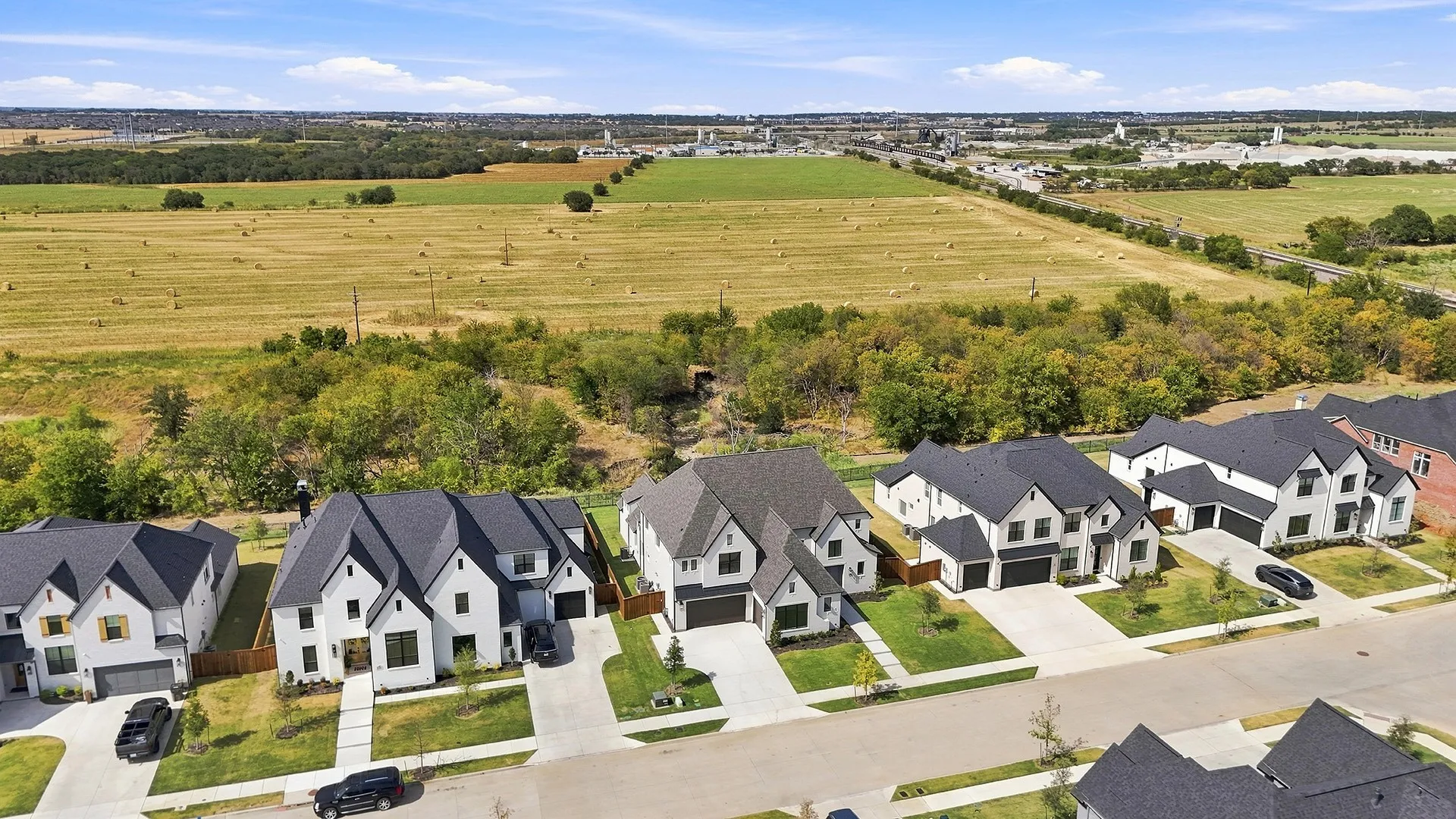 Single Family Residence For Sale in Collin County , 1005 Inwood Court, Celina, Texas 75009, 5 Bedroom, 6 Bathroom, 3 Garage spaces, 4,814 Sqft, built in 2025, mls#21361516, Real Estate Agent in Celina, Homes For Sale in Collin county, Homes For Sale in Celina, Realtor in Celina Texas, Real Estate Brokerage Independent Realty Texas, Luminita Cordes Realtor