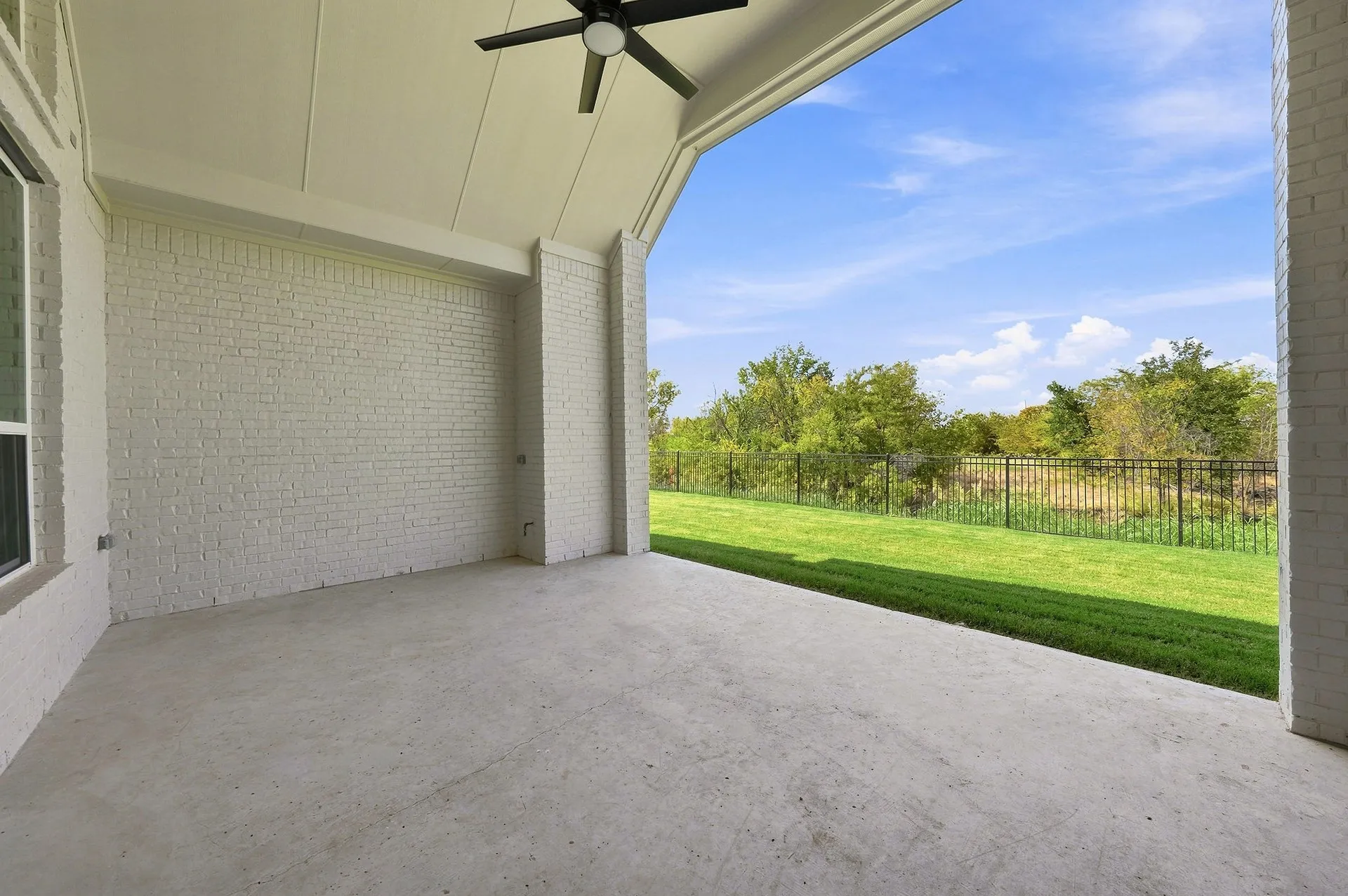 Single Family Residence For Sale in Collin County , 1005 Inwood Court, Celina, Texas 75009, 5 Bedroom, 6 Bathroom, 3 Garage spaces, 4,814 Sqft, built in 2025, mls#21361516, Real Estate Agent in Celina, Homes For Sale in Collin county, Homes For Sale in Celina, Realtor in Celina Texas, Real Estate Brokerage Independent Realty Texas, Luminita Cordes Realtor