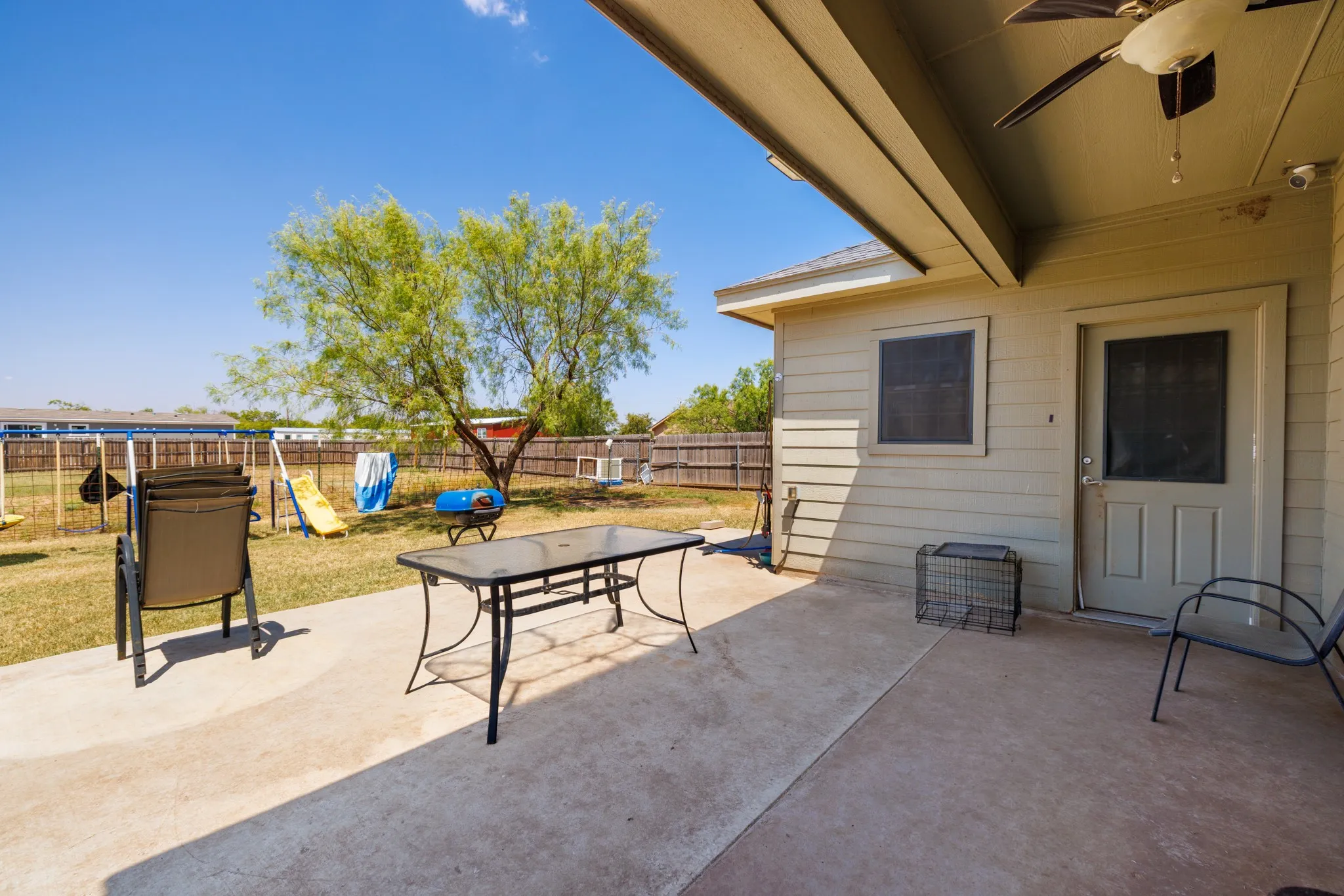 Single Family Residence For Sale in Taylor County , 1806 S 5th, Merkel, Texas 79536, 2 Bedroom, 2 Bathroom, Garage spaces, 1,248 Sqft, built in 2016, mls#21349383, Real Estate Agent in Merkel, Homes For Sale in Taylor county, Homes For Sale in Merkel, Realtor in Merkel Texas, Real Estate Brokerage Independent Realty Texas, Luminita Cordes Realtor