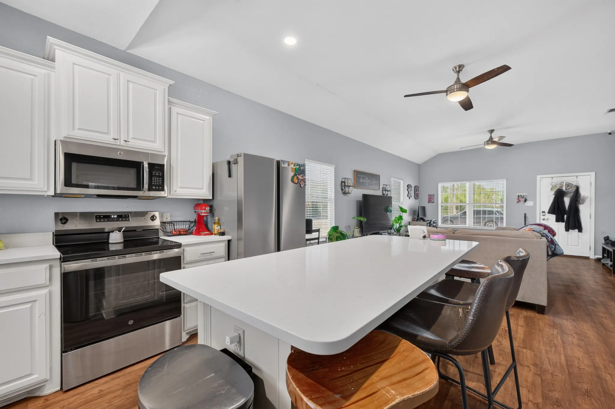 Single Family Residence For Sale in Taylor County , 1806 S 5th, Merkel, Texas 79536, 2 Bedroom, 2 Bathroom, Garage spaces, 1,248 Sqft, built in 2016, mls#21349383, Real Estate Agent in Merkel, Homes For Sale in Taylor county, Homes For Sale in Merkel, Realtor in Merkel Texas, Real Estate Brokerage Independent Realty Texas, Luminita Cordes Realtor